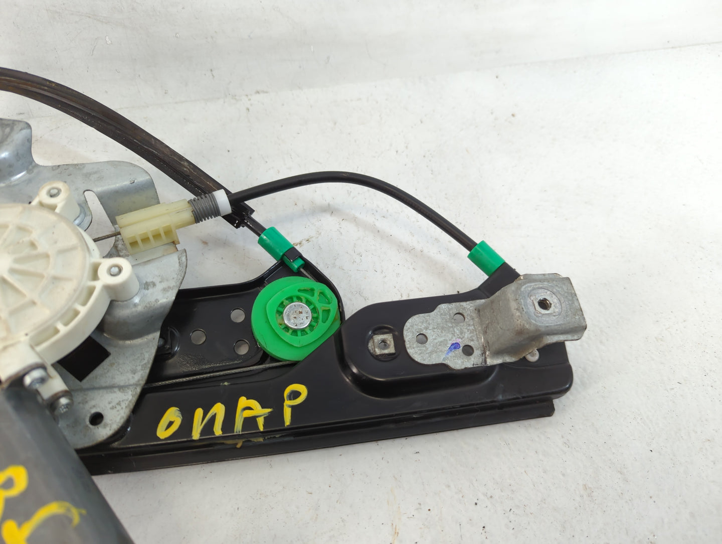 Chrysler Charge Window Regulator Passenger Front - Oemusedautoparts1.com