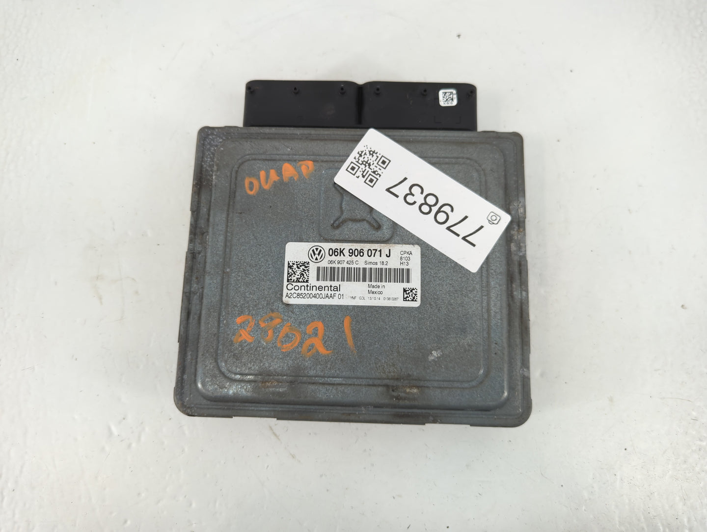 2015 Volkswagen Passat PCM Engine Control Computer ECU ECM PCU OEM P/N:06K 906071 J Fits OEM Used Auto Parts - Oemusedautoparts1.com