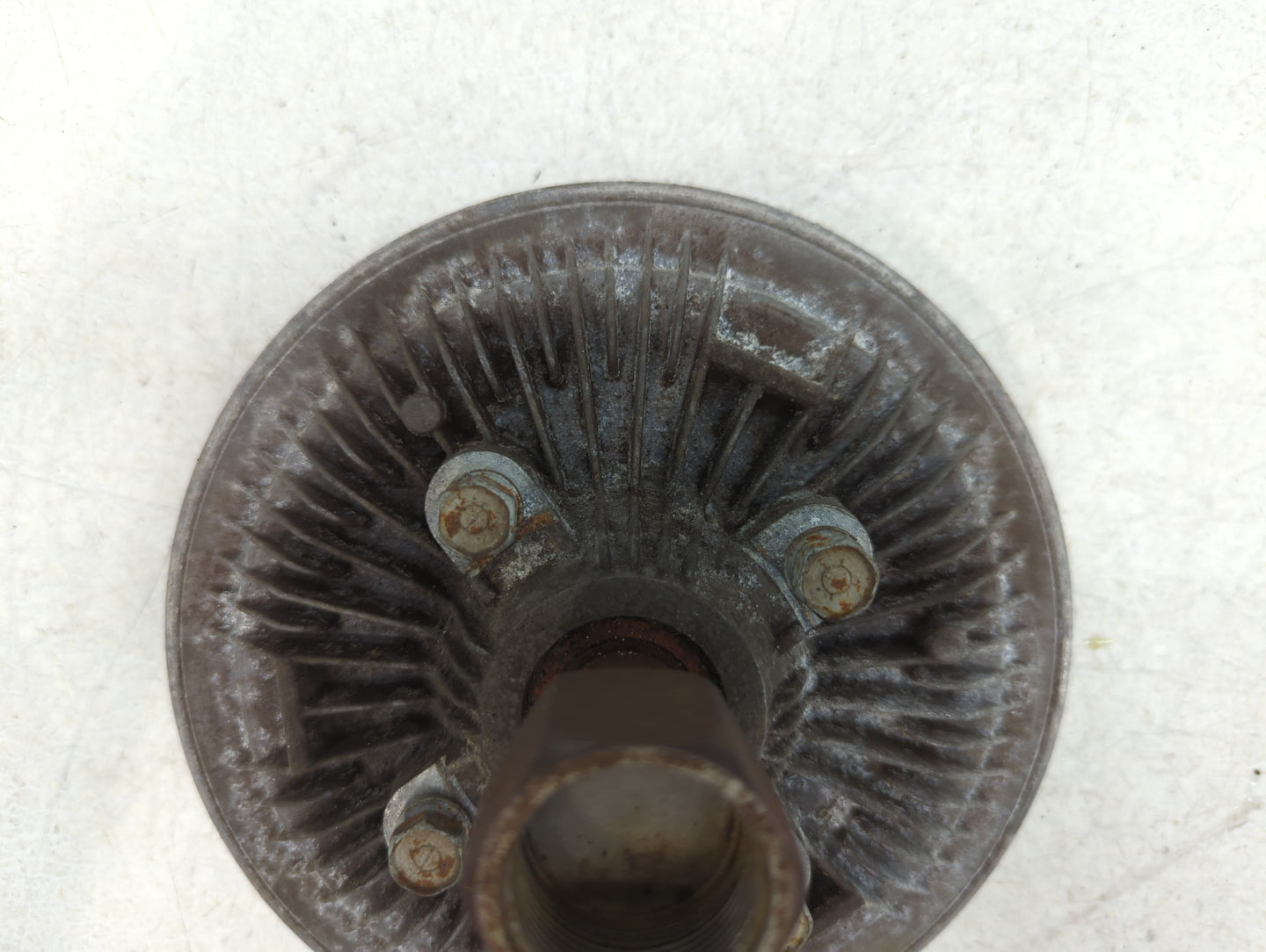 2000 Ford F-250 Super Duty Radiator Cooling Fan Clutch - Oemusedautoparts1.com