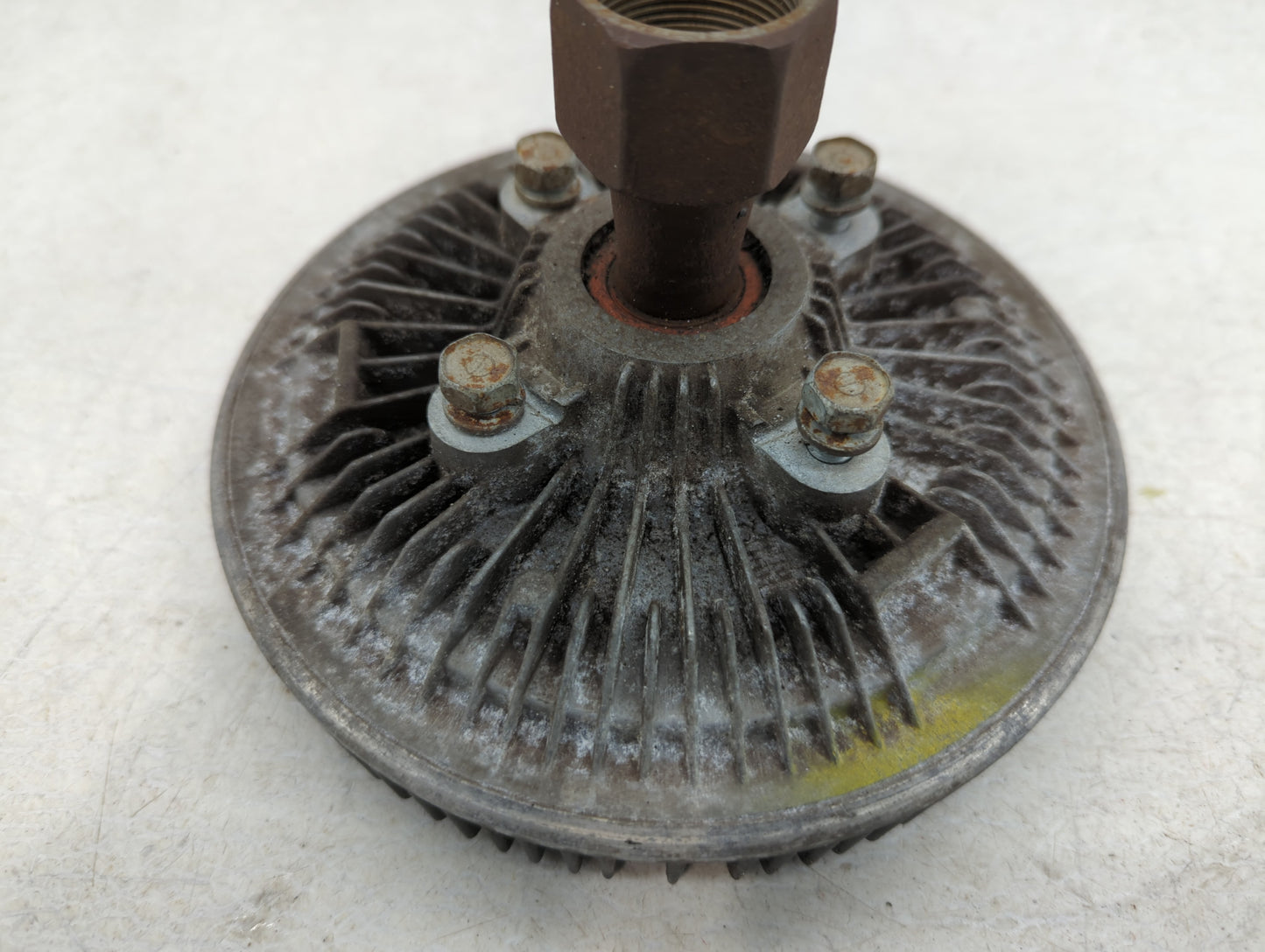 2000 Ford F-250 Super Duty Radiator Cooling Fan Clutch - Oemusedautoparts1.com