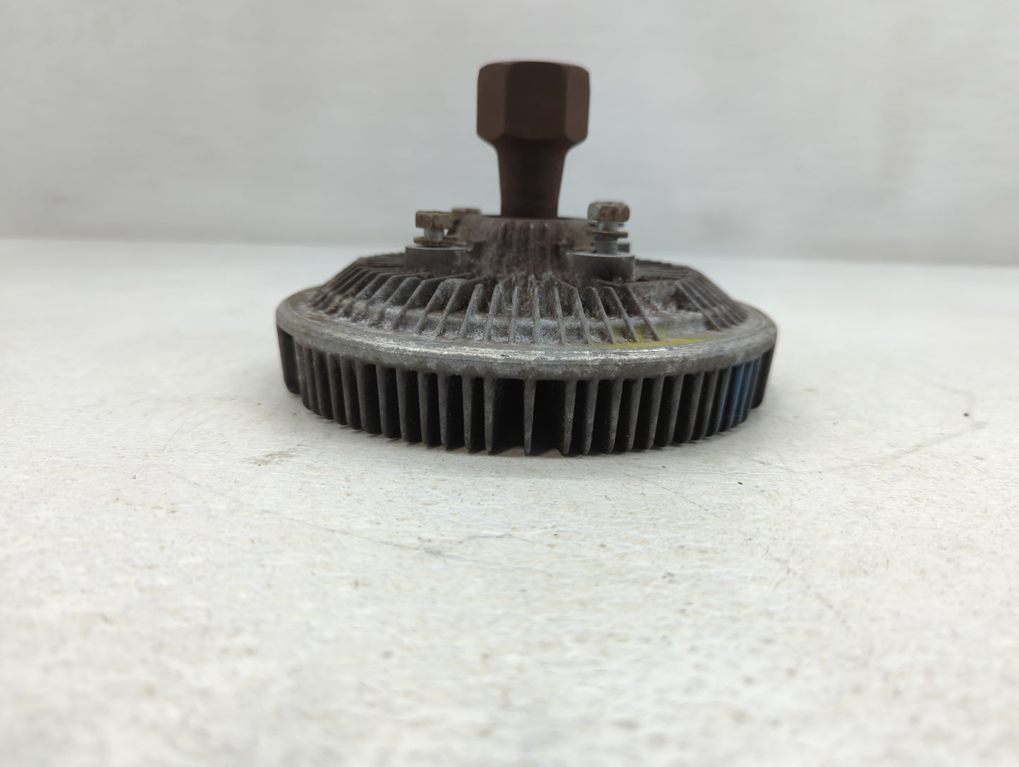 2000 Ford F-250 Super Duty Radiator Cooling Fan Clutch - Oemusedautoparts1.com