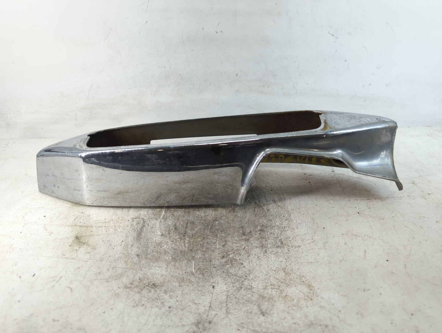 1983 Cadillac Deville Rear Center Lid Brake Light Tail Light Fits Fits 1998 1999 2000 2001 2002 2003 2004 OEM Used Auto Parts - Oemusedautoparts1.com