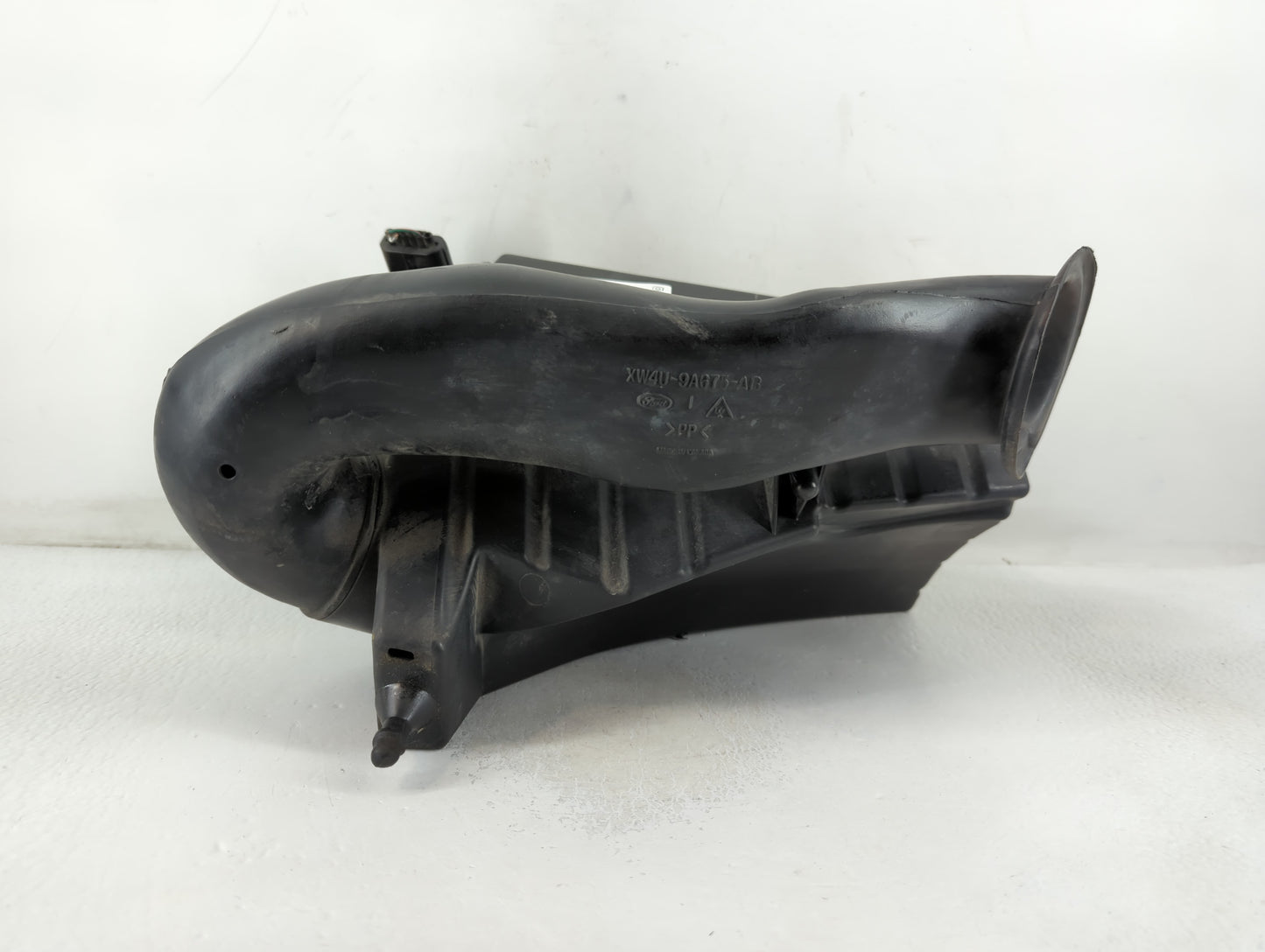 2000 Lincoln Ls Air Cleaner Intake-duct Hose Tube - Oemusedautoparts1.com