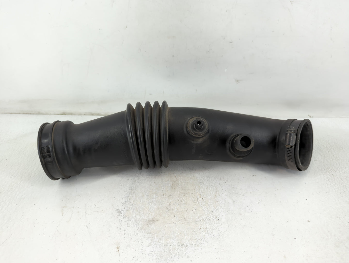 2002 Lincoln Ls Air Cleaner Intake Duct Hose Tube - Oemusedautoparts1.com