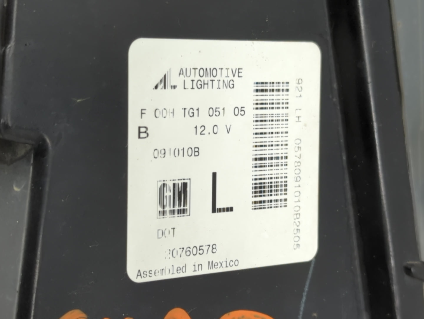 2007 Chevrolet Suburban 1500 Driver Left Oem Head Light Headlight Lamp - Oemusedautoparts1.com