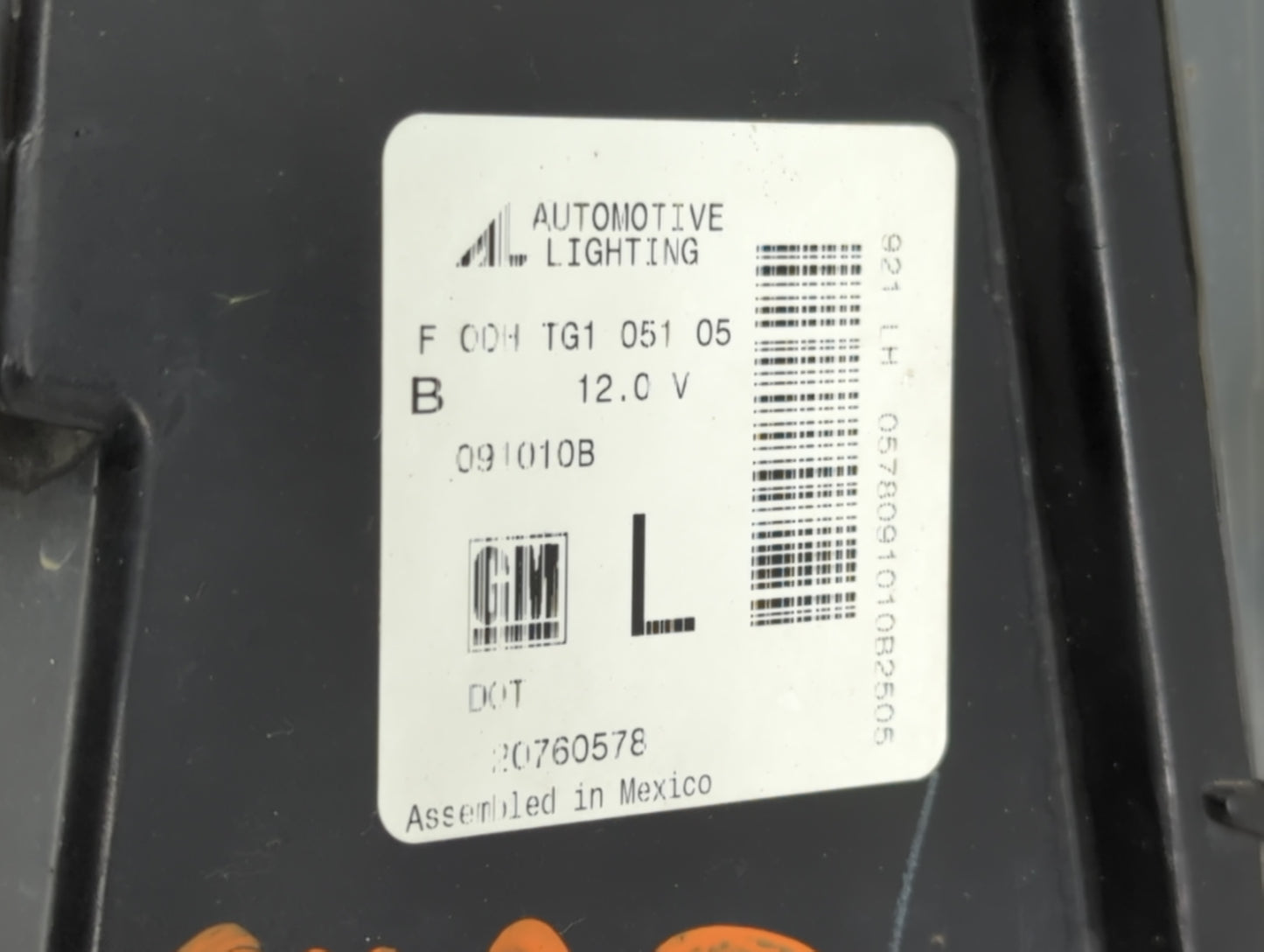 2007 Chevrolet Suburban 1500 Driver Left Oem Head Light Headlight Lamp - Oemusedautoparts1.com