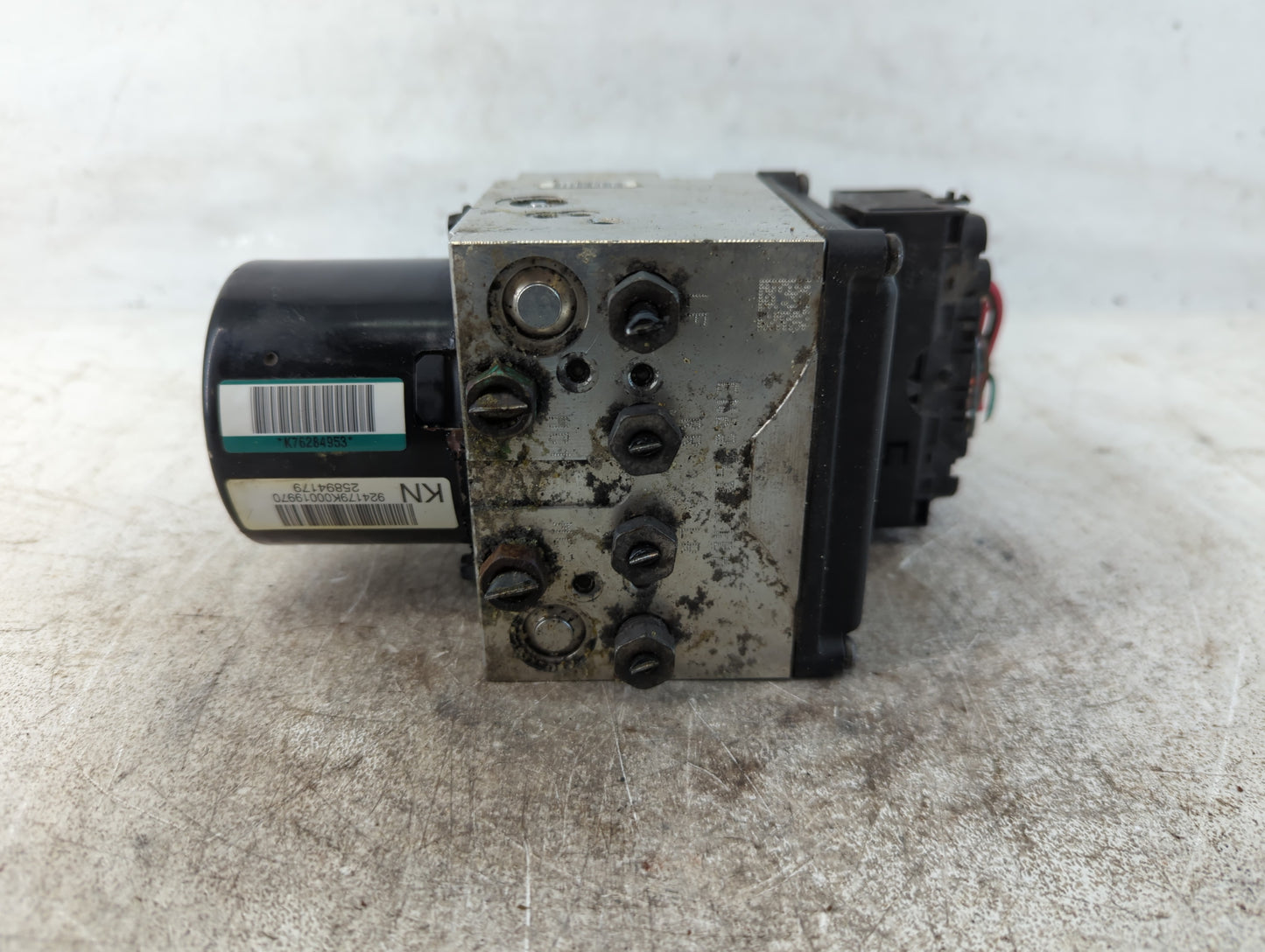 2008-2011 Chevrolet Impala ABS Pump Control Module Replacement P/N:25894182 Fits Fits 2008 2009 2010 2011 OEM Used Auto Parts - Oemusedautoparts1.com