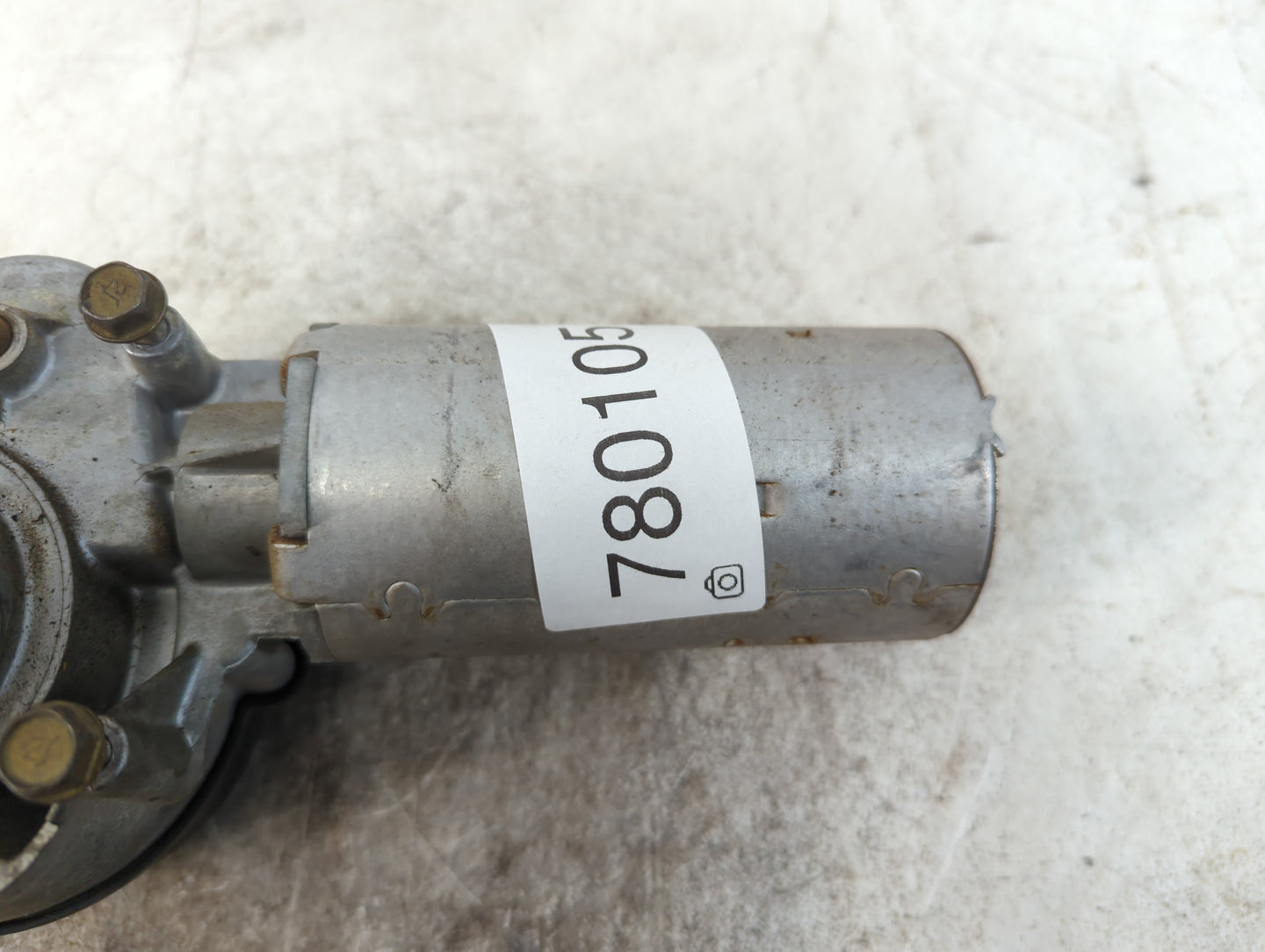 1992 Pontiac Grand Prix Front Windshield Wiper Motor P/N:22110616 Fits OEM Used Auto Parts - Oemusedautoparts1.com