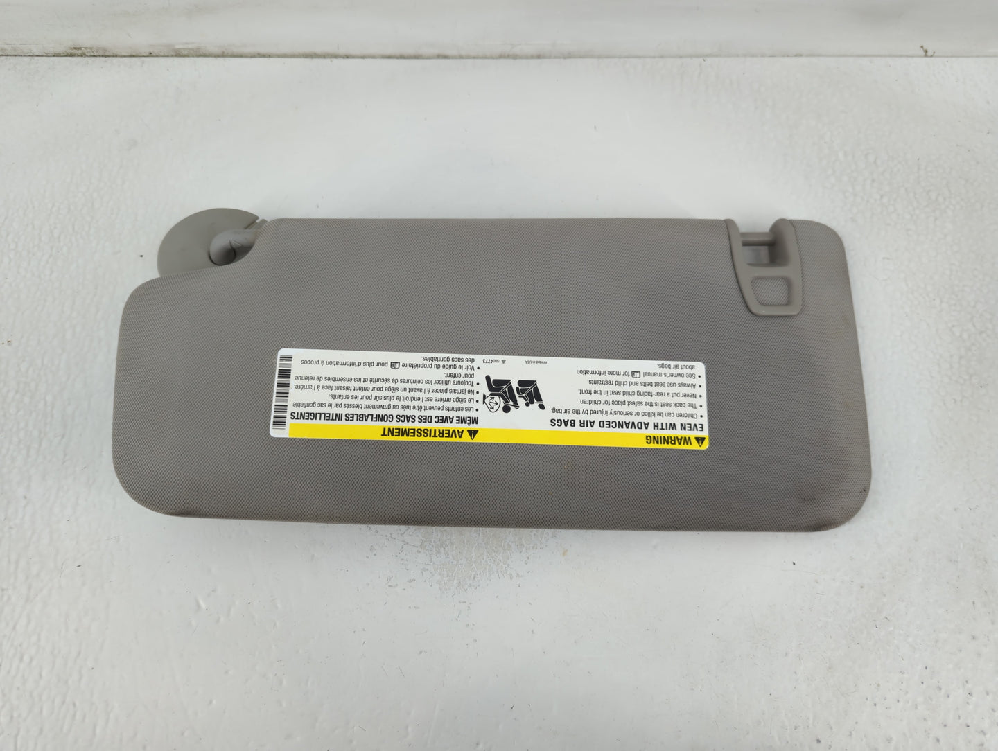 2016 Chevrolet Traverse Sun Visor Shade Replacement Passenger Right Mirror Fits OEM Used Auto Parts - Oemusedautoparts1.com