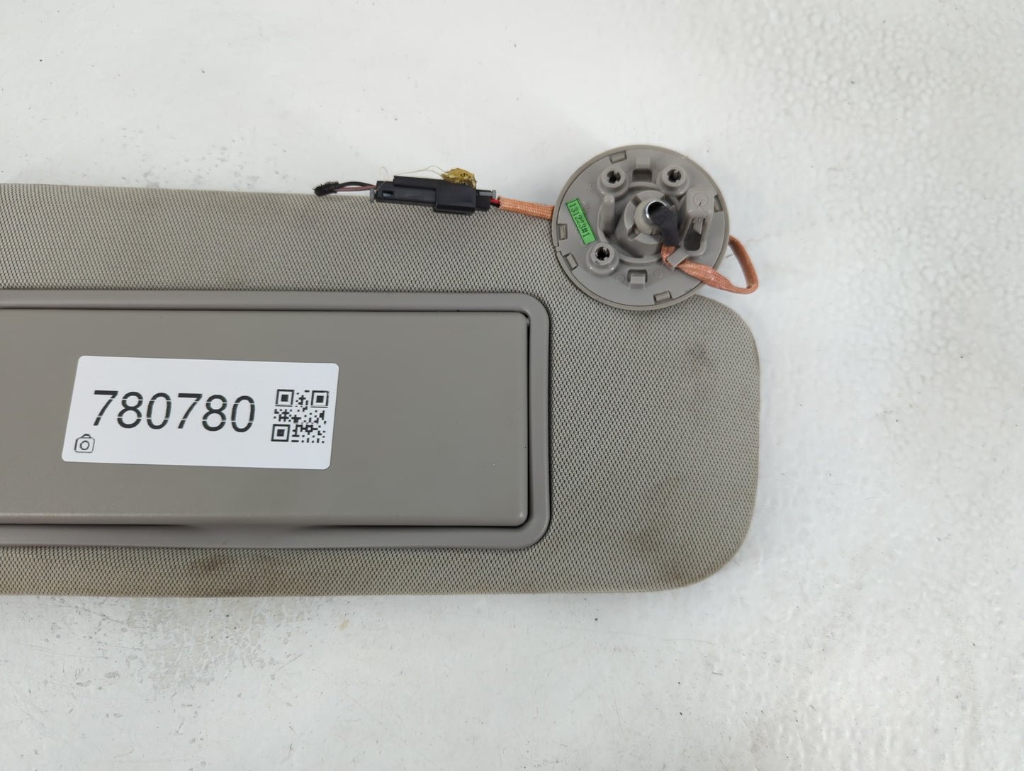 2010-2015 Buick Lacrosse Sun Visor Shade Replacement Passenger Right Mirror Fits Fits 2010 2011 2012 2013 2014 2015 OEM Used Auto Parts - Oemusedautoparts1.com