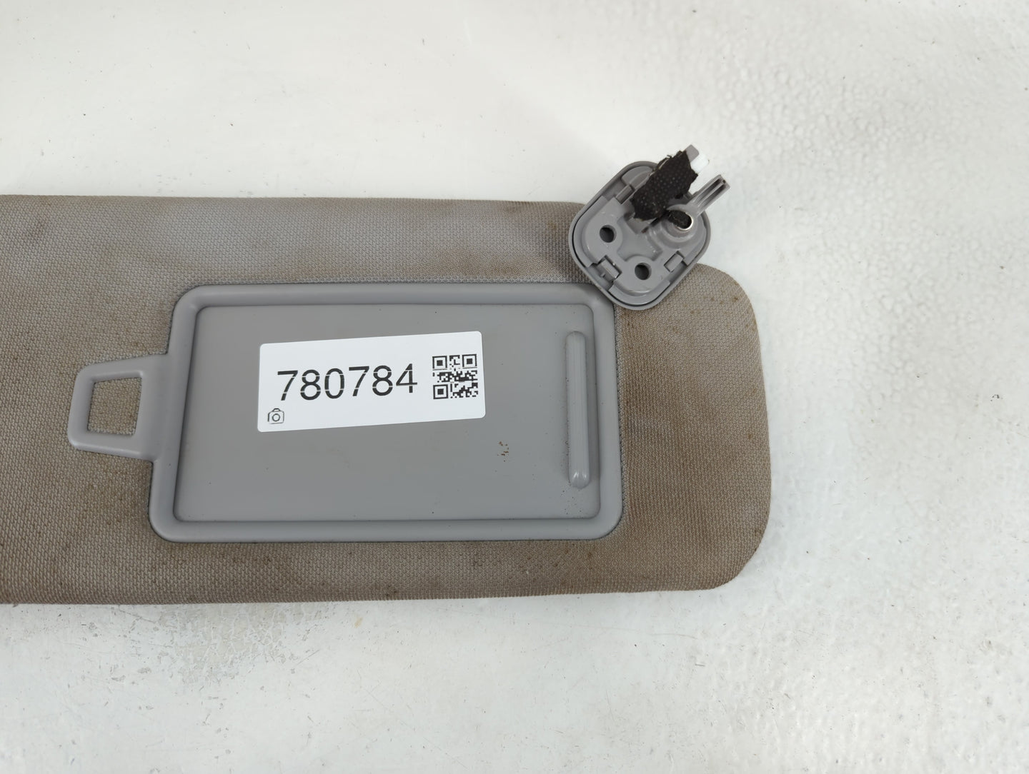 2015-2019 Hyundai Sonata Sun Visor Shade Replacement Passenger Right Mirror Fits Fits 2015 2016 2017 2018 2019 OEM Used Auto Parts - Oemusedautoparts1.com