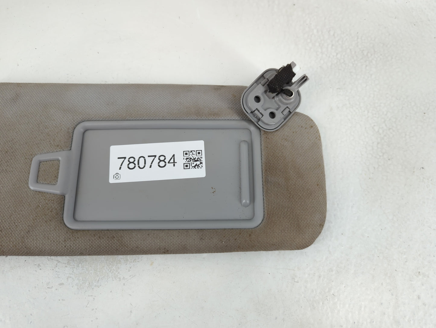 2015-2019 Hyundai Sonata Sun Visor Shade Replacement Passenger Right Mirror Fits Fits 2015 2016 2017 2018 2019 OEM Used Auto Parts - Oemusedautoparts1.com