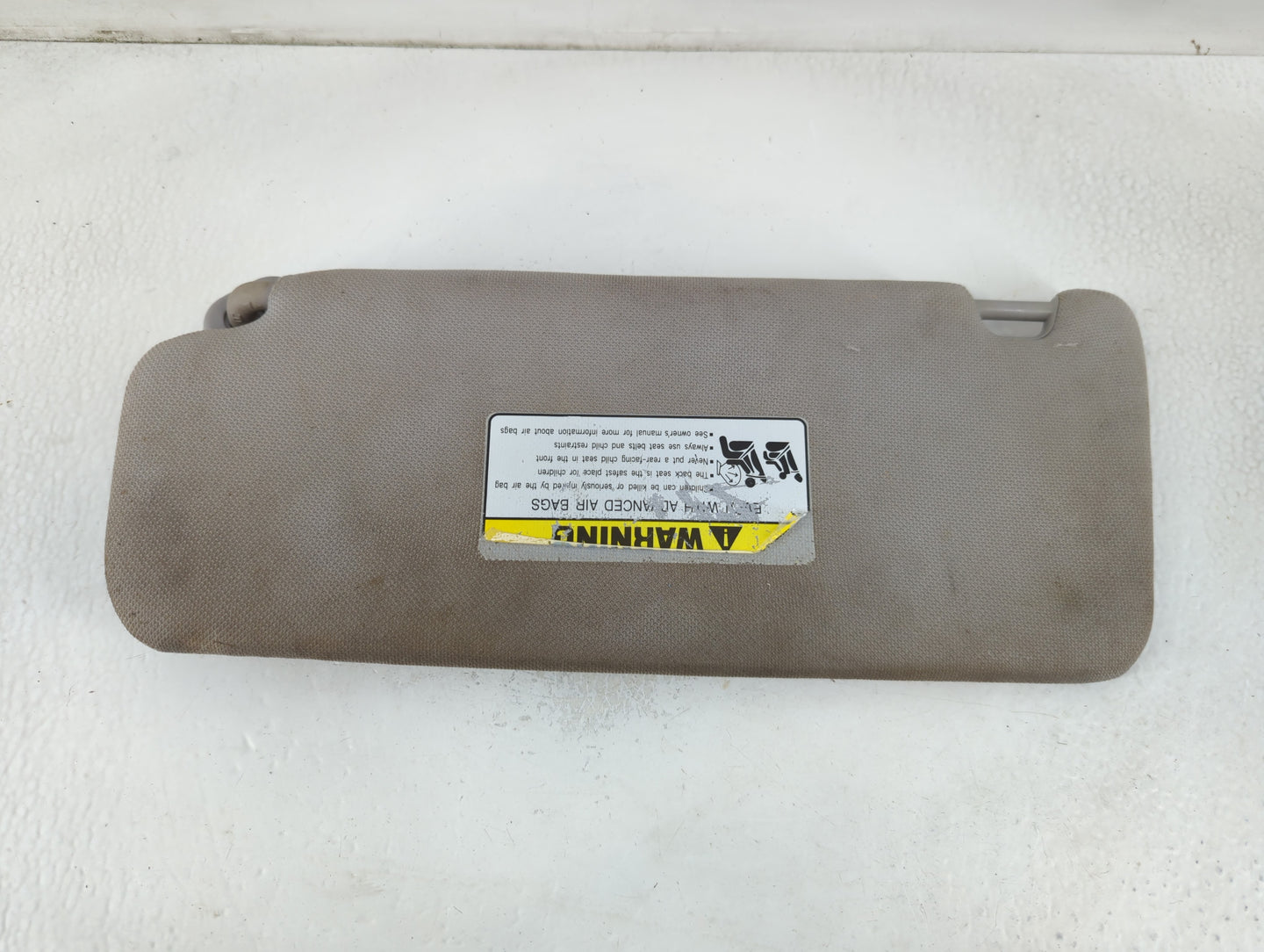 2015-2019 Hyundai Sonata Sun Visor Shade Replacement Passenger Right Mirror Fits Fits 2015 2016 2017 2018 2019 OEM Used Auto Parts - Oemusedautoparts1.com