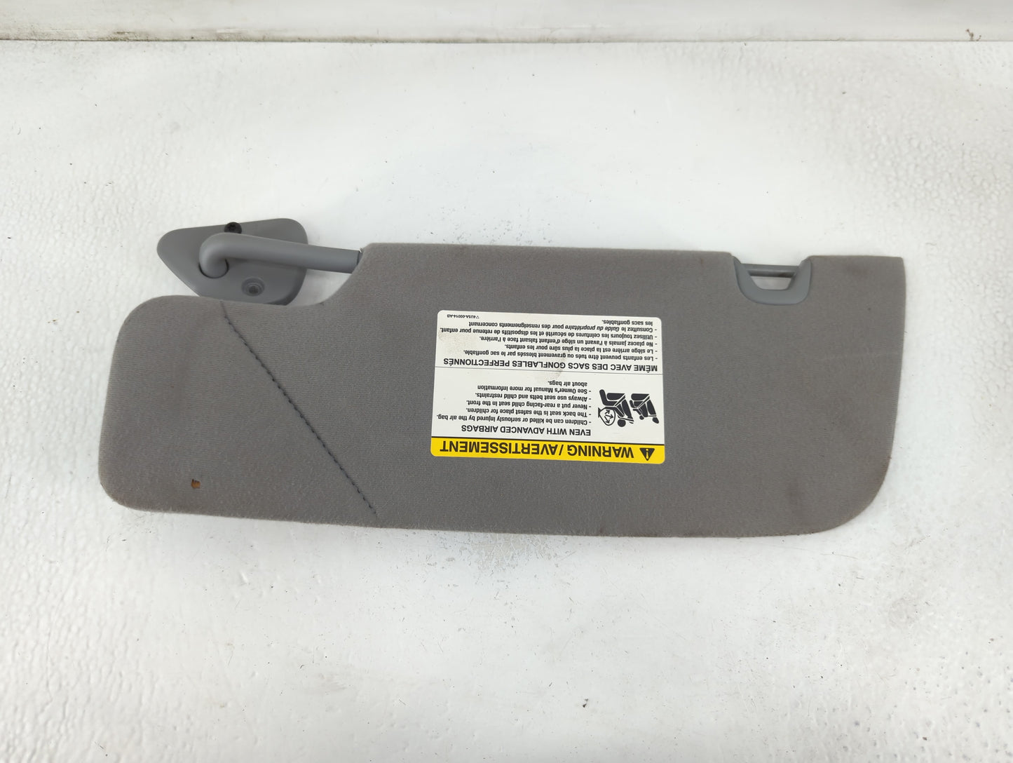 2005-2011 Ford Mustang Sun Visor Shade Replacement Passenger Right Mirror Fits Fits 2005 2006 2007 2008 2009 2010 2011 OEM Used Auto Parts - Oemusedautoparts1.com