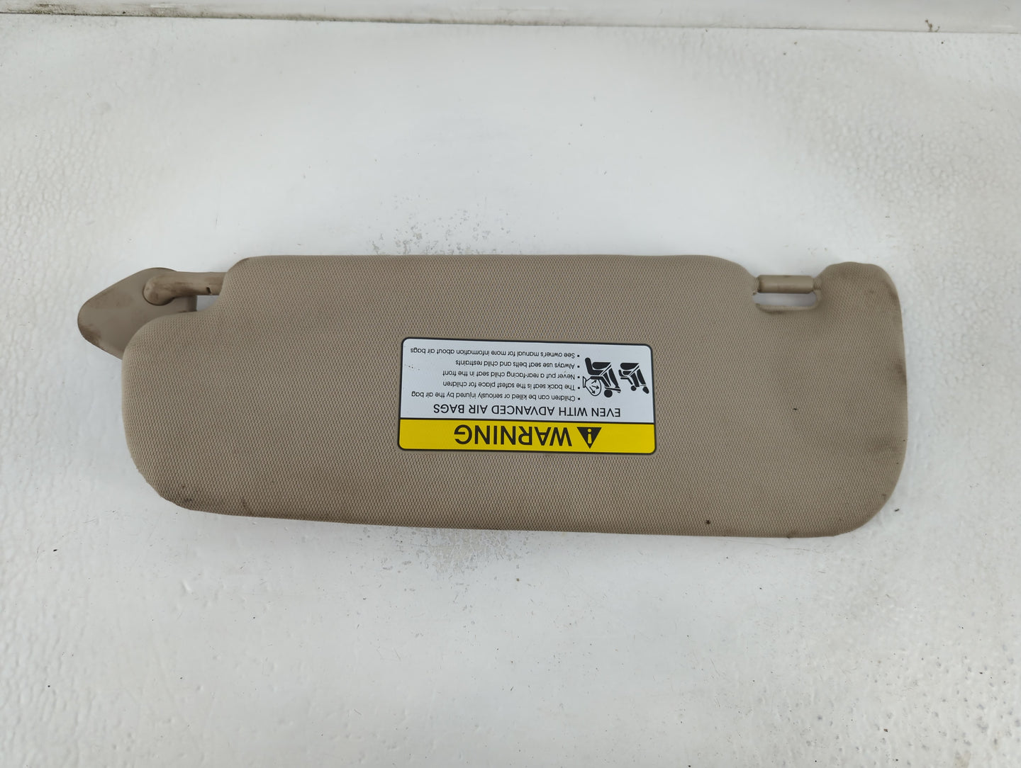 2011-2016 Kia Optima Sun Visor Shade Replacement Passenger Right Mirror Fits Fits 2011 2012 2013 2014 2015 2016 OEM Used Auto Parts - Oemusedautoparts1.com