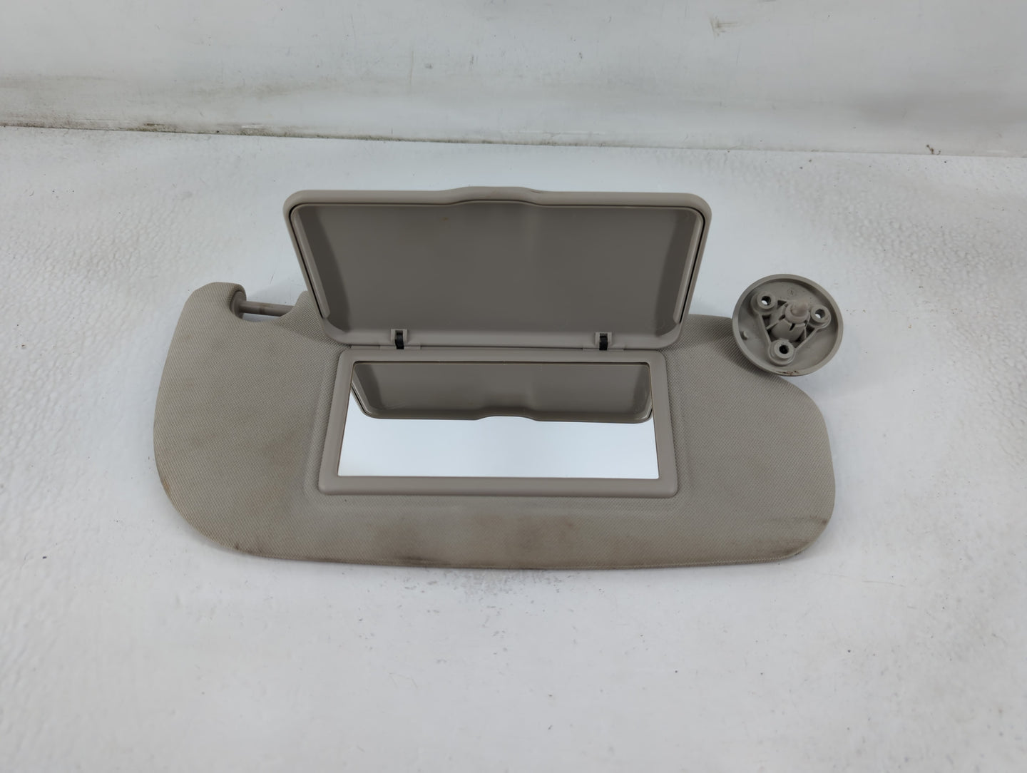 2005-2010 Chevrolet Cobalt Sun Visor Shade Replacement Passenger Right Mirror Fits Fits 2005 2006 2007 2008 2009 2010 OEM Used Auto Parts - Oemusedautoparts1.com