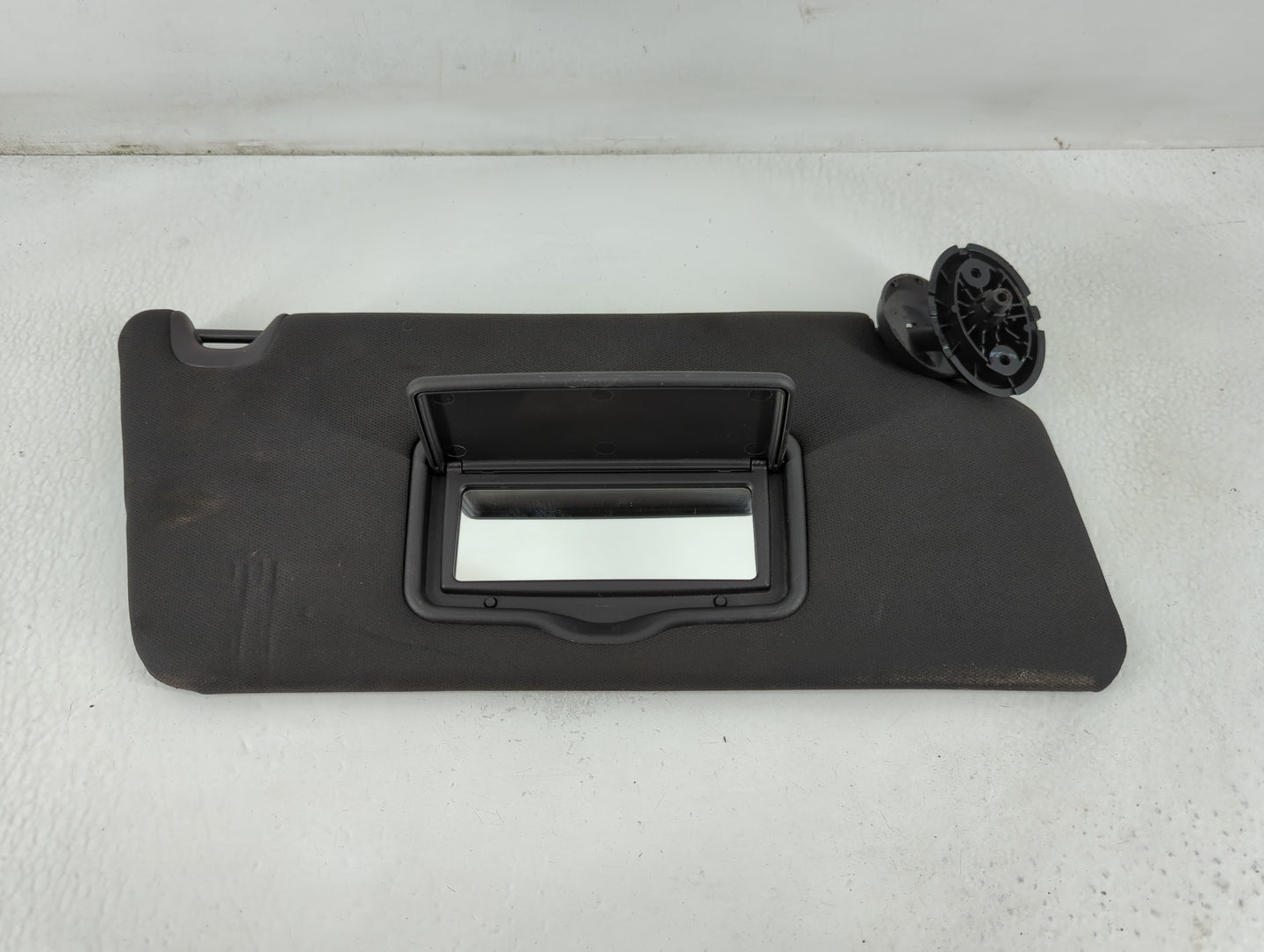 2011-2015 Ford Explorer Sun Visor Shade Replacement Driver Left Mirror Fits Fits 2011 2012 2013 2014 2015 OEM Used Auto Parts - Oemusedautoparts1.com