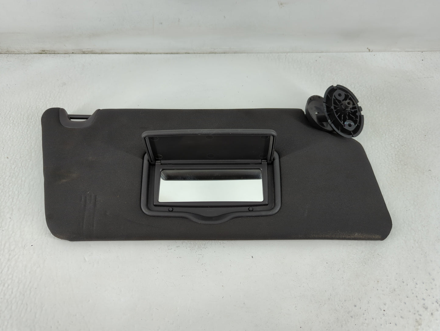 2011-2015 Ford Explorer Sun Visor Shade Replacement Driver Left Mirror Fits Fits 2011 2012 2013 2014 2015 OEM Used Auto Parts - Oemusedautoparts1.com