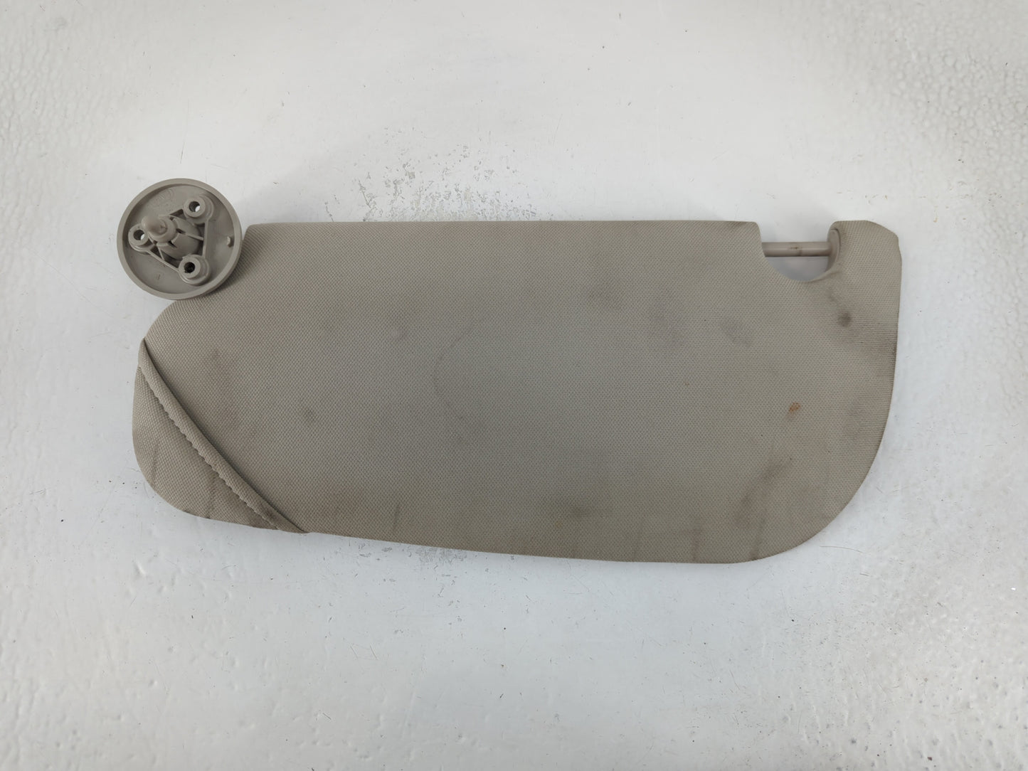 2005-2010 Chevrolet Cobalt Sun Visor Shade Replacement Driver Left Mirror Fits Fits 2005 2006 2007 2008 2009 2010 OEM Used Auto Parts - Oemusedautoparts1.com