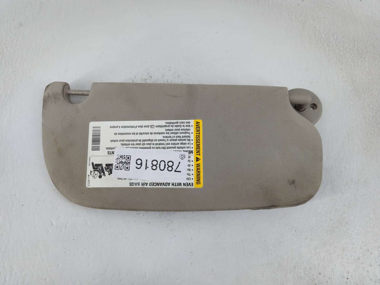 2005-2010 Chevrolet Cobalt Sun Visor Shade Replacement Driver Left Mirror Fits Fits 2005 2006 2007 2008 2009 2010 OEM Used Auto Parts - Oemusedautoparts1.com