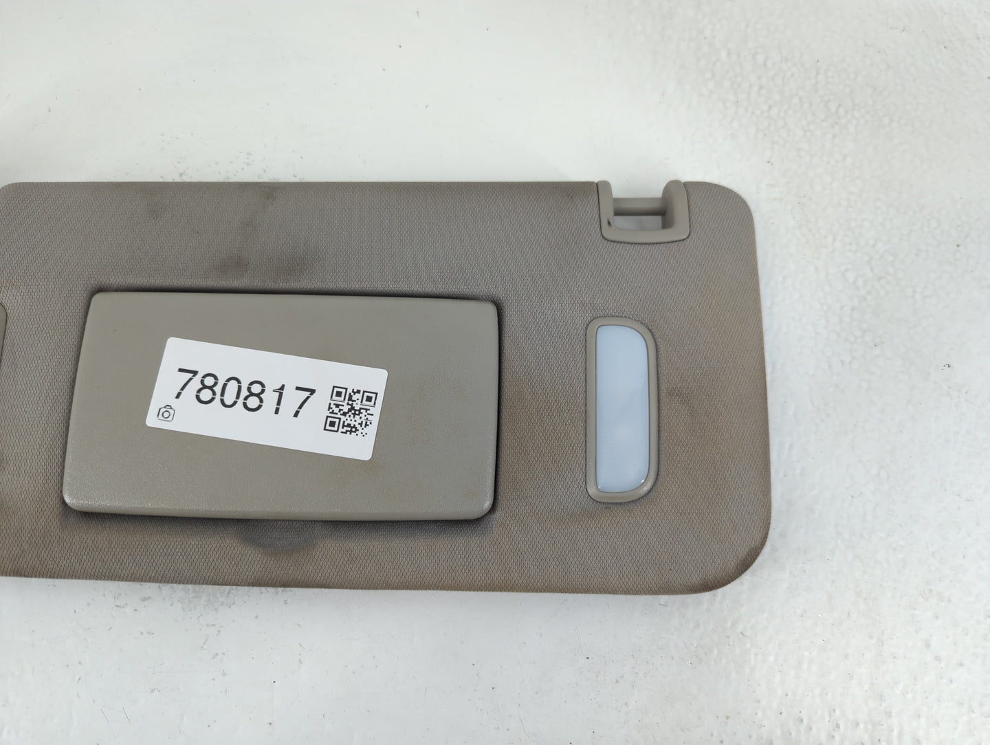 2010-2017 Chevrolet Equinox Sun Visor Shade Replacement Passenger Right Mirror Fits Fits 2010 2011 2012 2013 2014 2015 2016 2017 OEM Used Auto Parts - Oemusedautoparts1.com