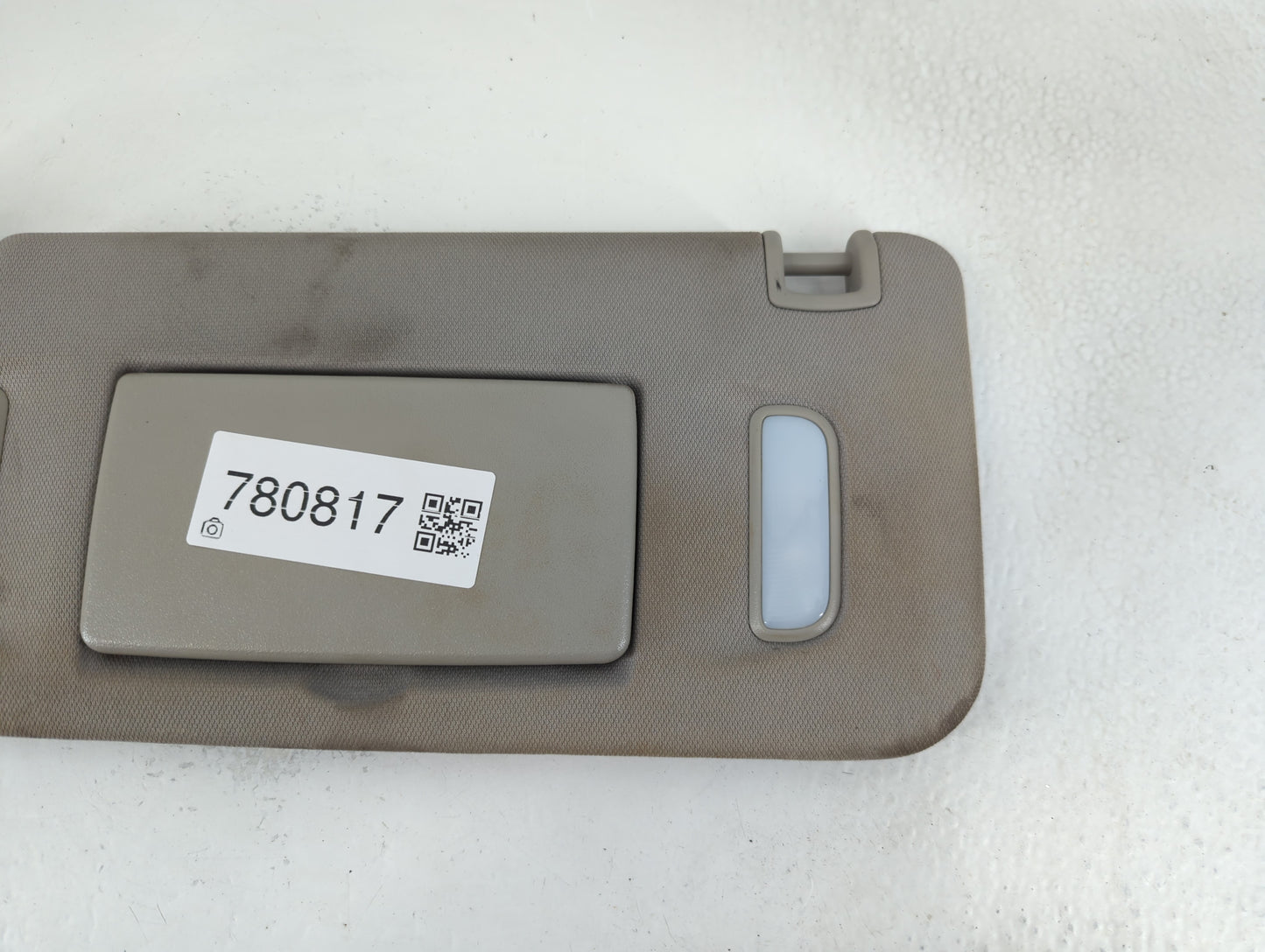 2010-2017 Chevrolet Equinox Sun Visor Shade Replacement Passenger Right Mirror Fits Fits 2010 2011 2012 2013 2014 2015 2016 2017 OEM Used Auto Parts - Oemusedautoparts1.com