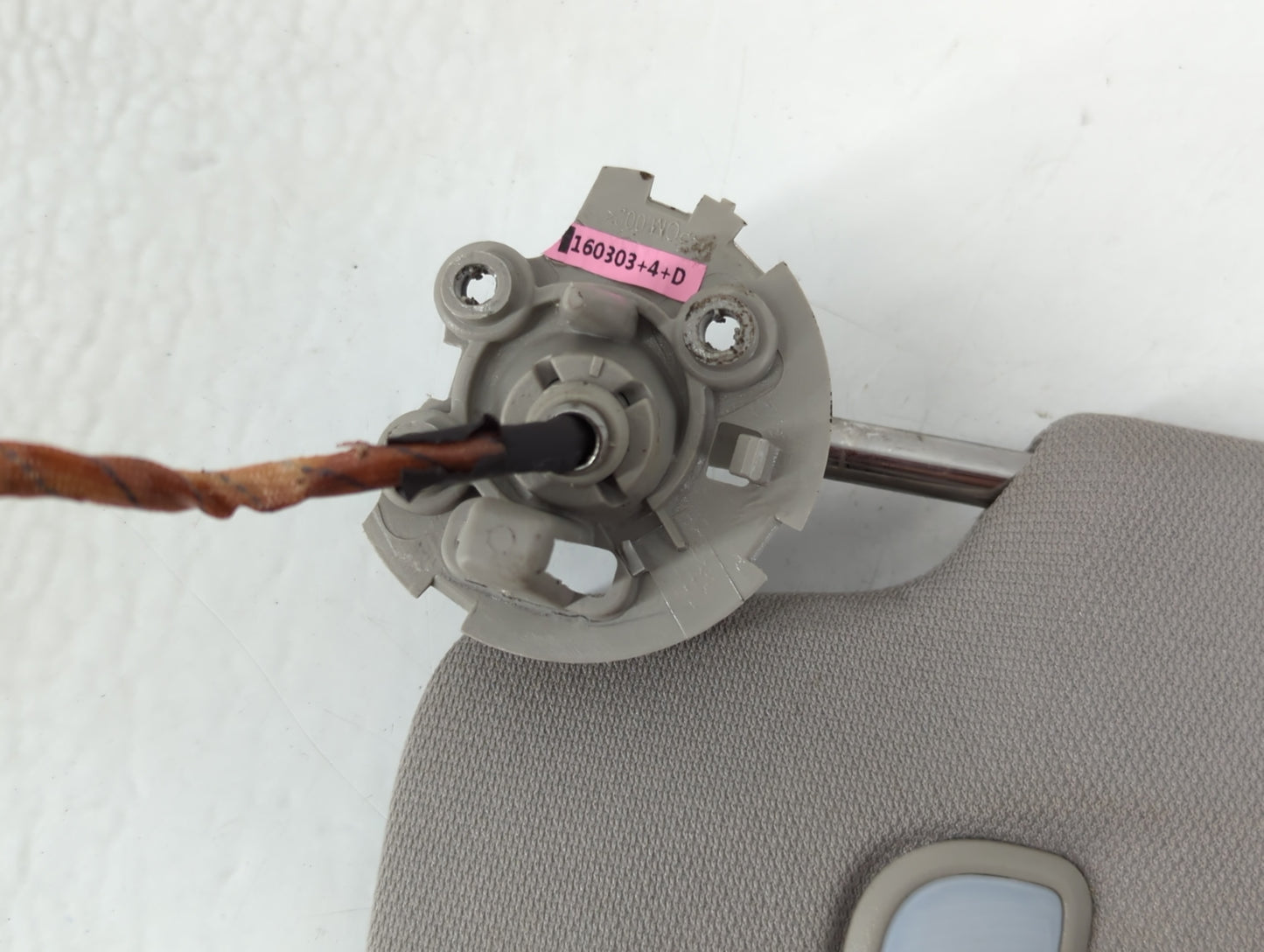 2010-2017 Chevrolet Equinox Sun Visor Shade Replacement Passenger Right Mirror Fits Fits 2010 2011 2012 2013 2014 2015 2016 2017 OEM Used Auto Parts - Oemusedautoparts1.com