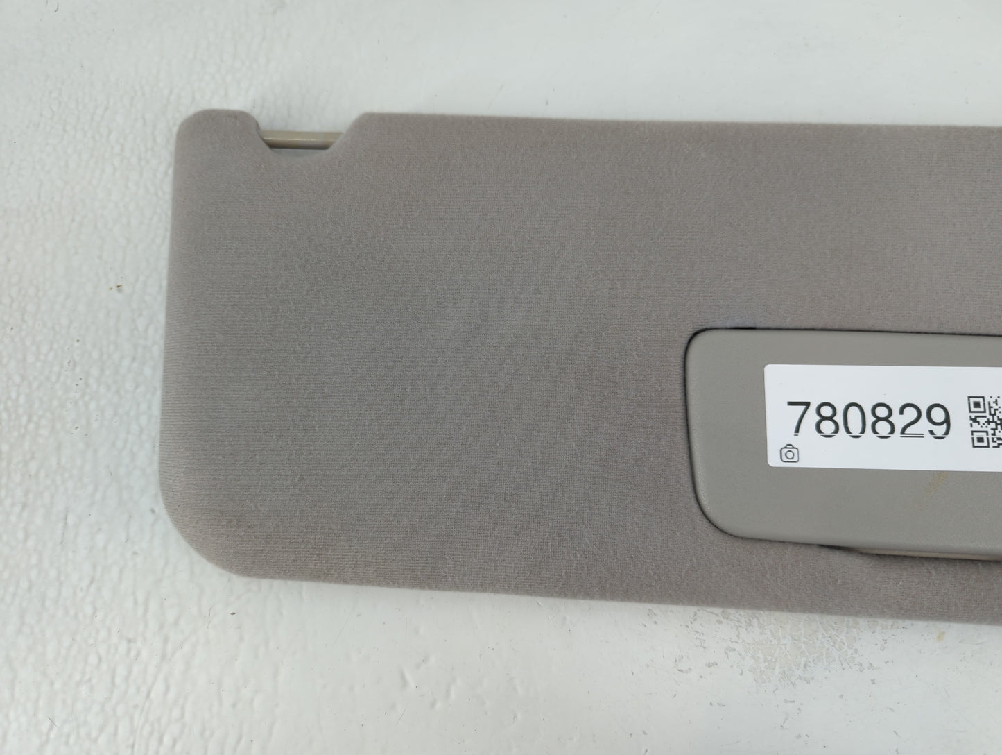 2011-2014 Toyota Sienna Sun Visor Shade Replacement Passenger Right Mirror Fits Fits 2011 2012 2013 2014 OEM Used Auto Parts - Oemusedautoparts1.com