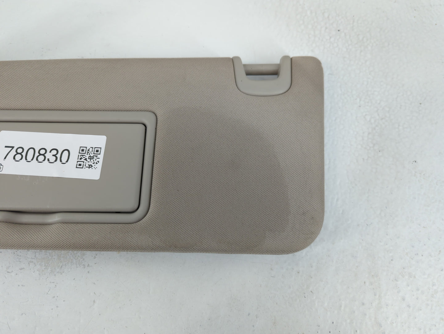 2015-2018 Nissan Murano Sun Visor Shade Replacement Driver Left Mirror Fits Fits 2015 2016 2017 2018 OEM Used Auto Parts - Oemusedautoparts1.com