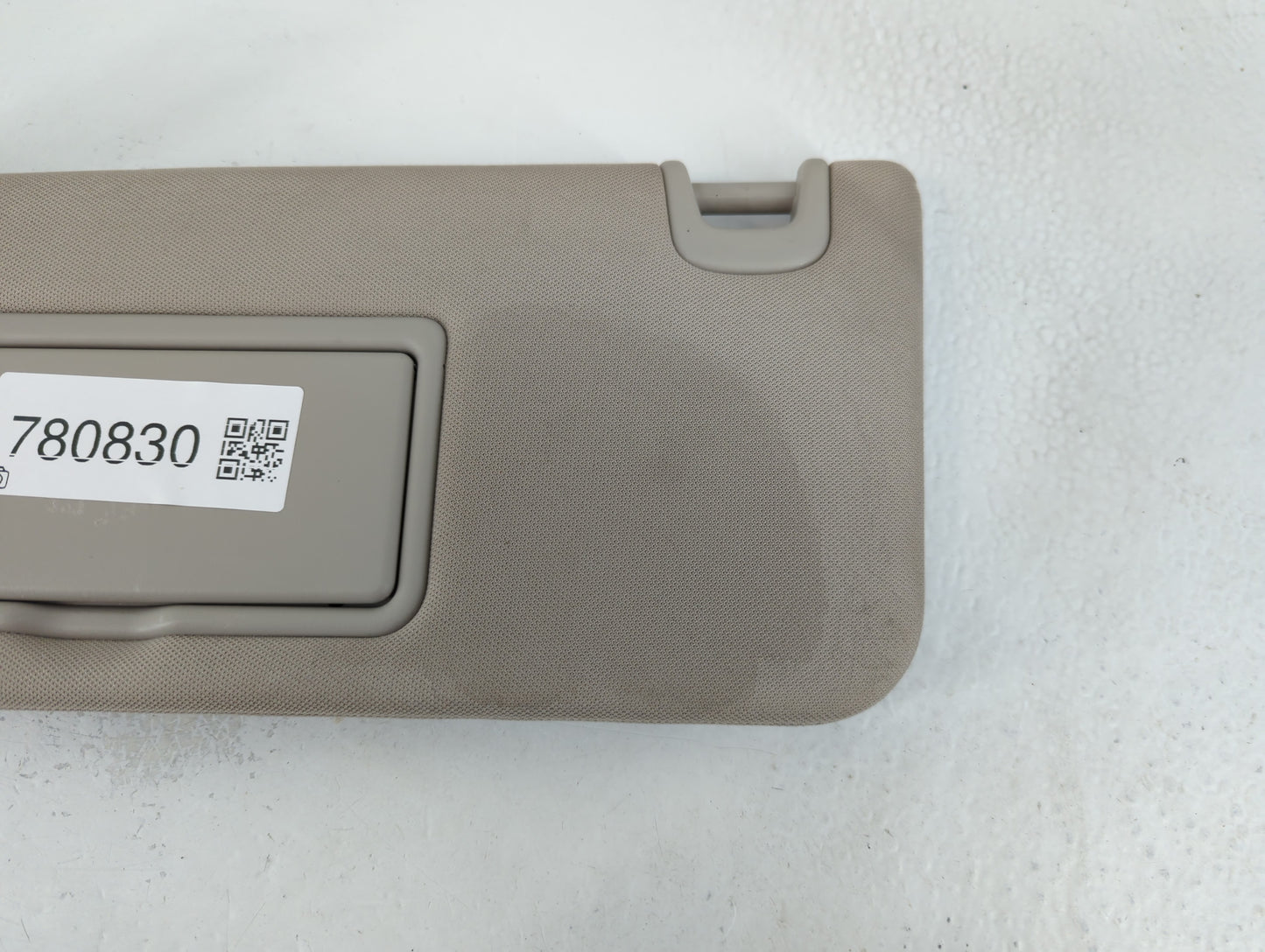 2015-2018 Nissan Murano Sun Visor Shade Replacement Driver Left Mirror Fits Fits 2015 2016 2017 2018 OEM Used Auto Parts - Oemusedautoparts1.com