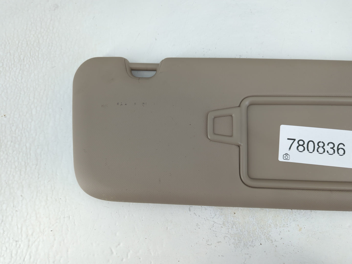 2017-2020 Hyundai Elantra Sun Visor Shade Replacement Passenger Right Mirror Fits Fits 2017 2018 2019 2020 OEM Used Auto Parts - Oemusedautoparts1.com