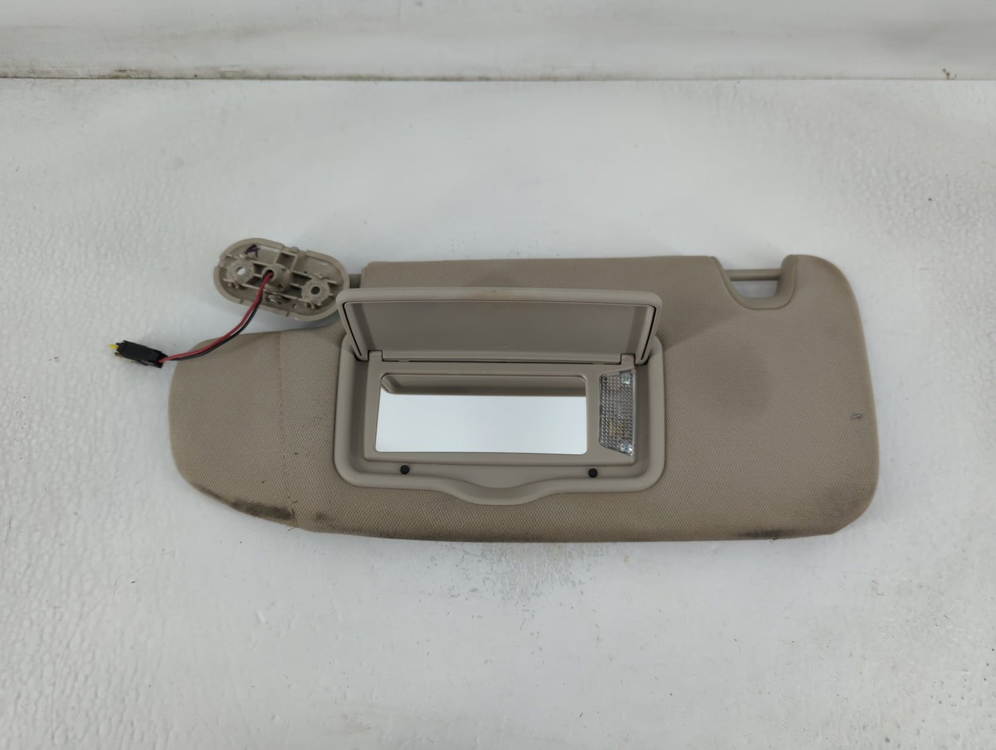 2006 Lincoln Zephyr Sun Visor Shade Replacement Driver Left Mirror Fits Fits 2007 2008 2009 OEM Used Auto Parts - Oemusedautoparts1.com