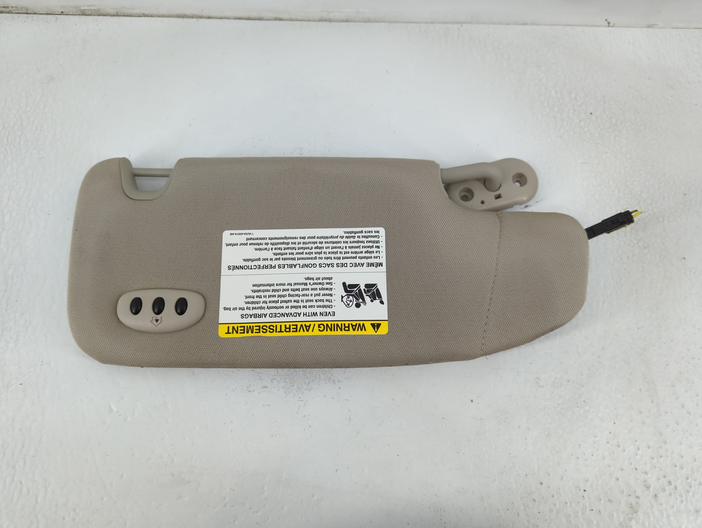 2006 Lincoln Zephyr Sun Visor Shade Replacement Driver Left Mirror Fits Fits 2007 2008 2009 OEM Used Auto Parts - Oemusedautoparts1.com