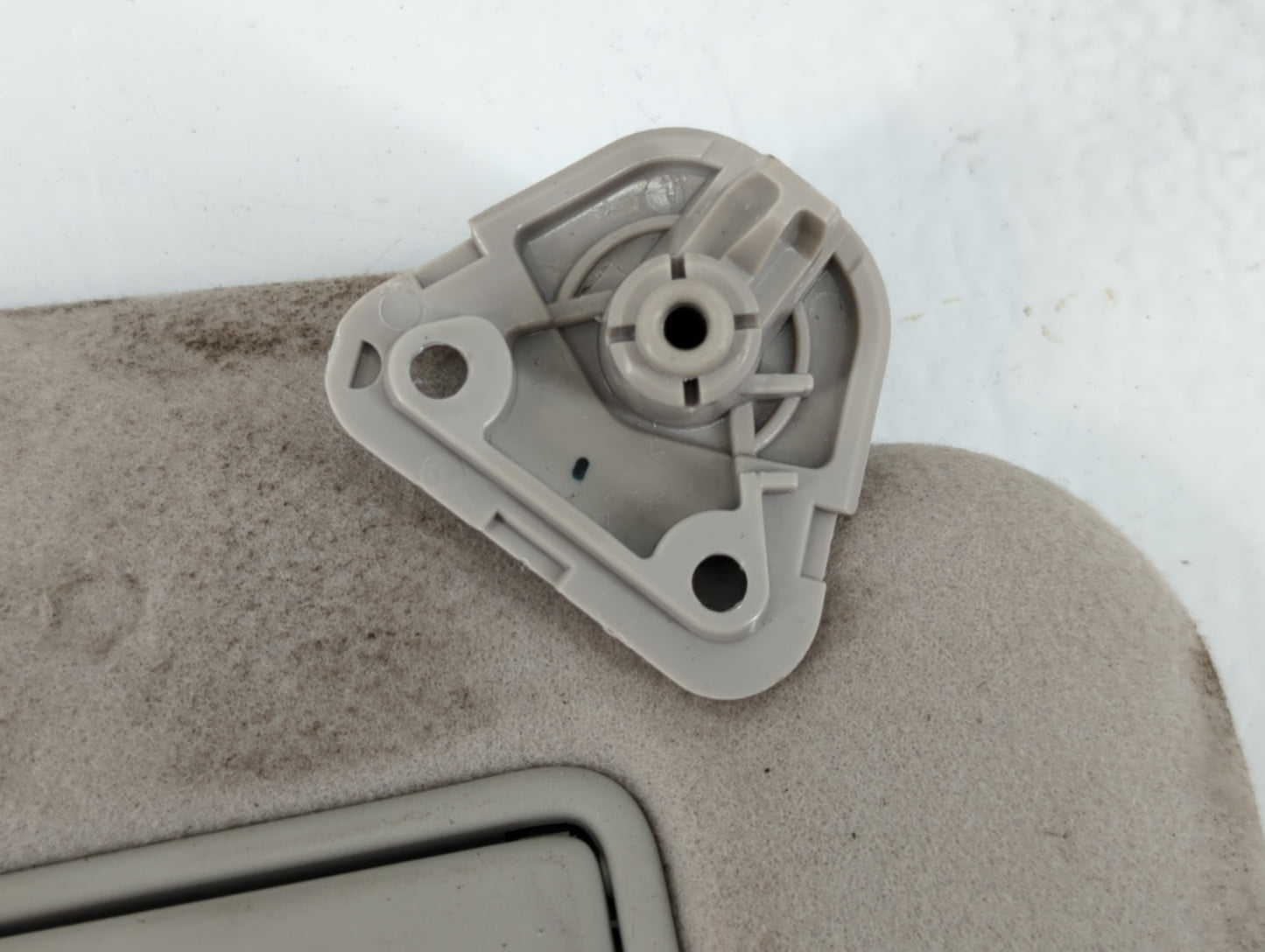 2013-2019 Nissan Sentra Sun Visor Shade Replacement Passenger Right Mirror Fits Fits 2012 2013 2014 2015 2016 2017 2018 2019 OEM Used Auto Parts - Oemusedautoparts1.com