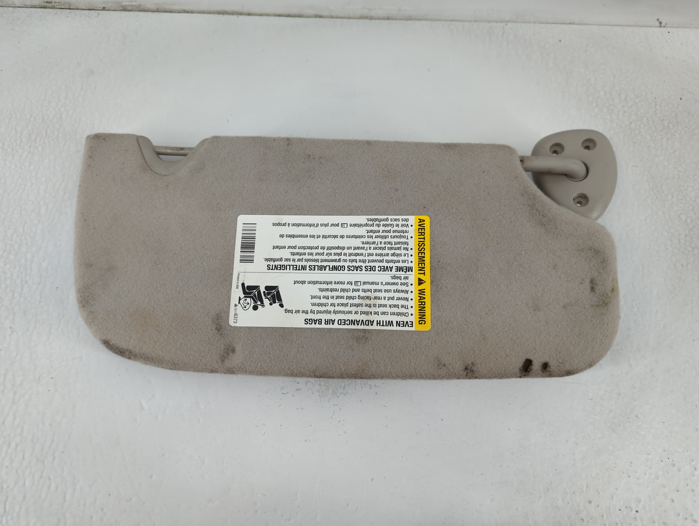 2006 Chevrolet Trail Blazer Sun Visor Shade Replacement Driver Left Mirror Fits Fits 2005 2007 OEM Used Auto Parts - Oemusedautoparts1.com