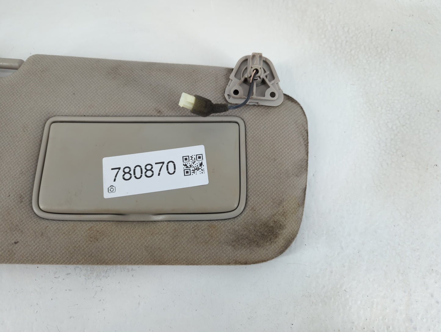 2013-2019 Nissan Sentra Sun Visor Shade Replacement Passenger Right Mirror Fits Fits 2013 2014 2015 2016 2017 2018 2019 OEM Used Auto Parts - Oemusedautoparts1.com