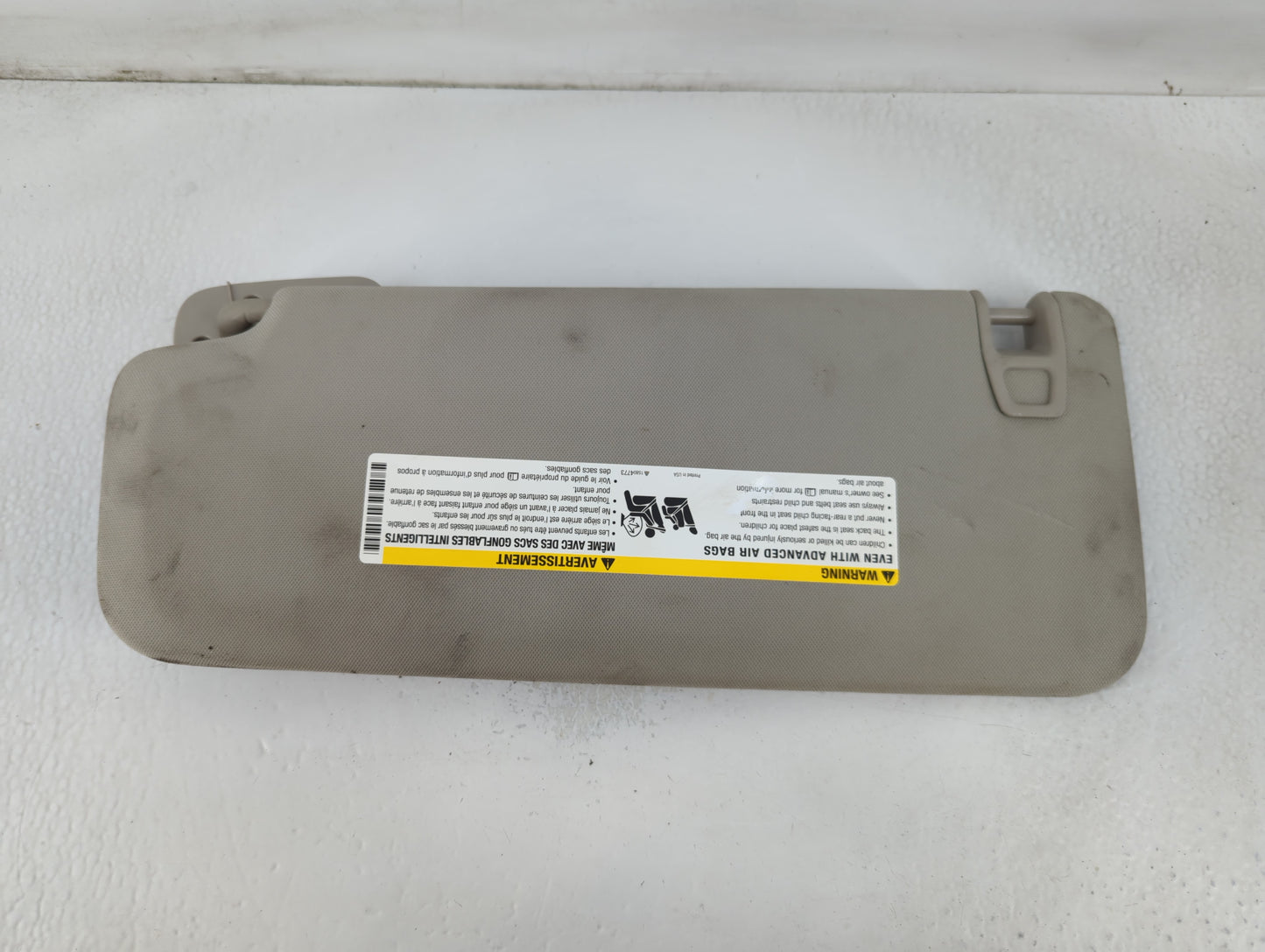 2007-2014 Chevrolet Suburban 1500 Sun Visor Shade Replacement Passenger Right Mirror Fits OEM Used Auto Parts - Oemusedautoparts1.com