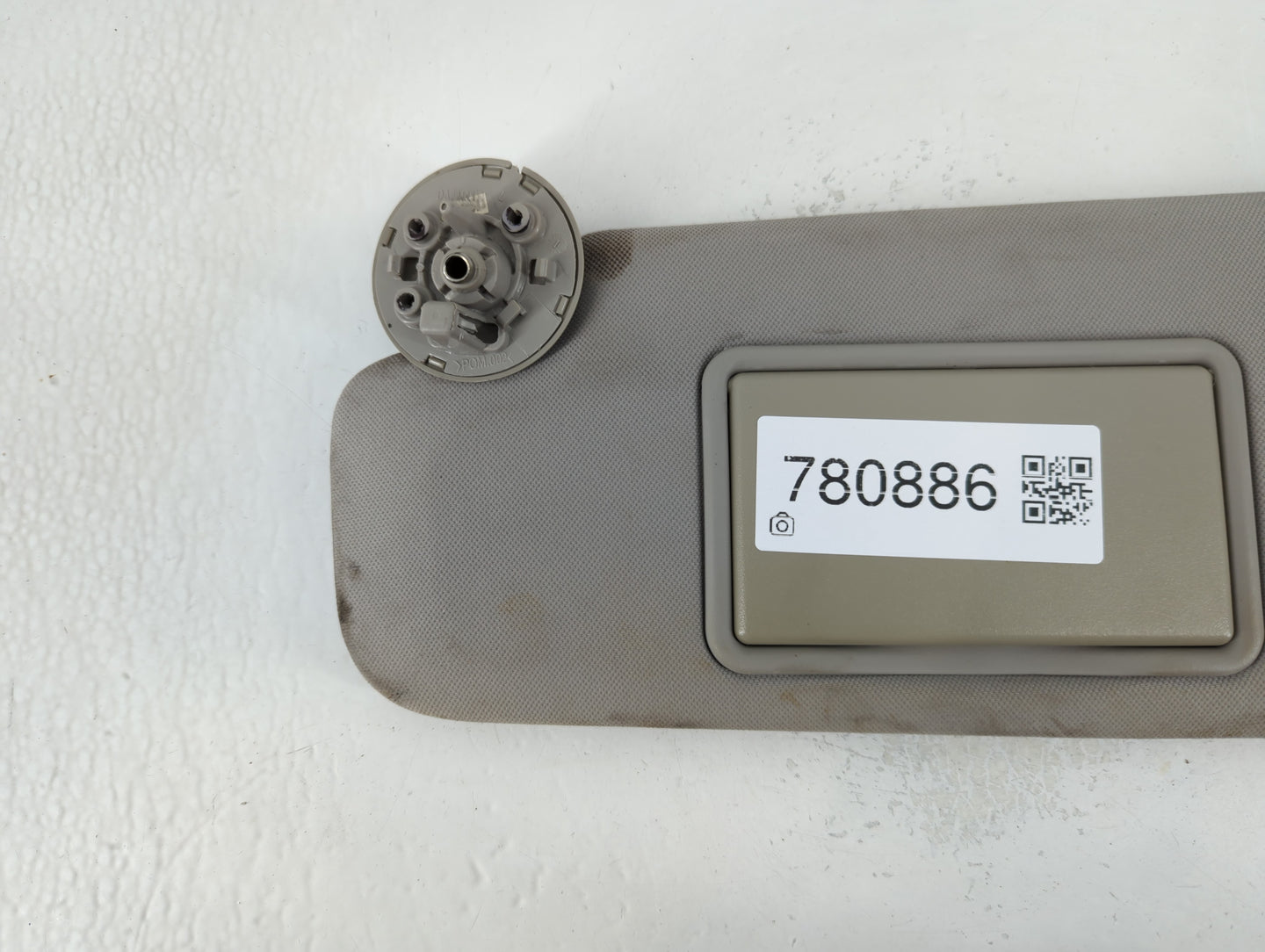 2004-2012 Chevrolet Malibu Sun Visor Shade Replacement Driver Left Mirror Fits Fits 2004 2005 2008 2009 2010 2011 2012 OEM Used Auto Parts - Oemusedautoparts1.com