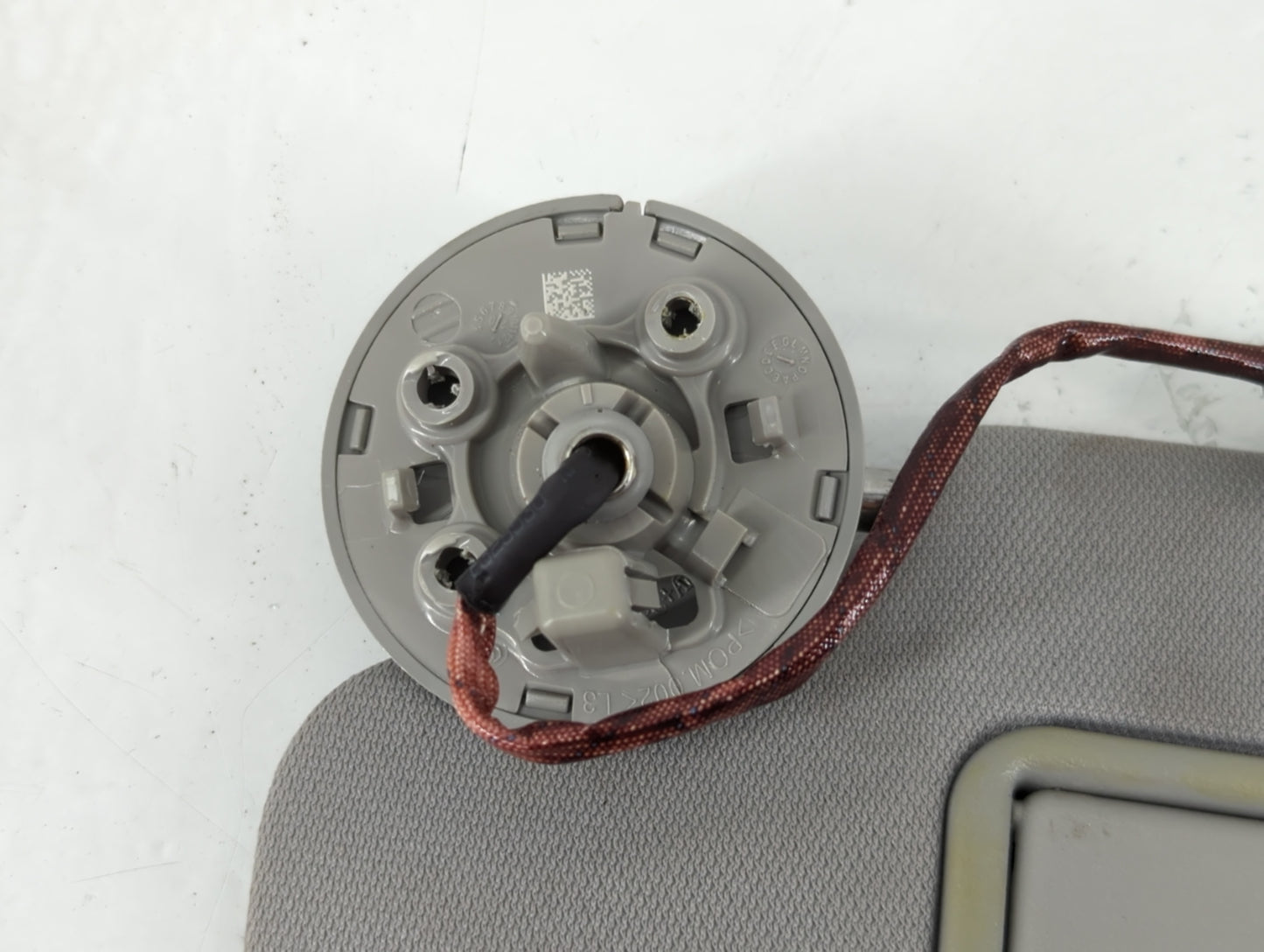 2016-2021 Chevrolet Malibu Sun Visor Shade Replacement Driver Left Mirror Fits Fits 2016 2017 2018 2019 2020 2021 OEM Used Auto Parts - Oemusedautoparts1.com