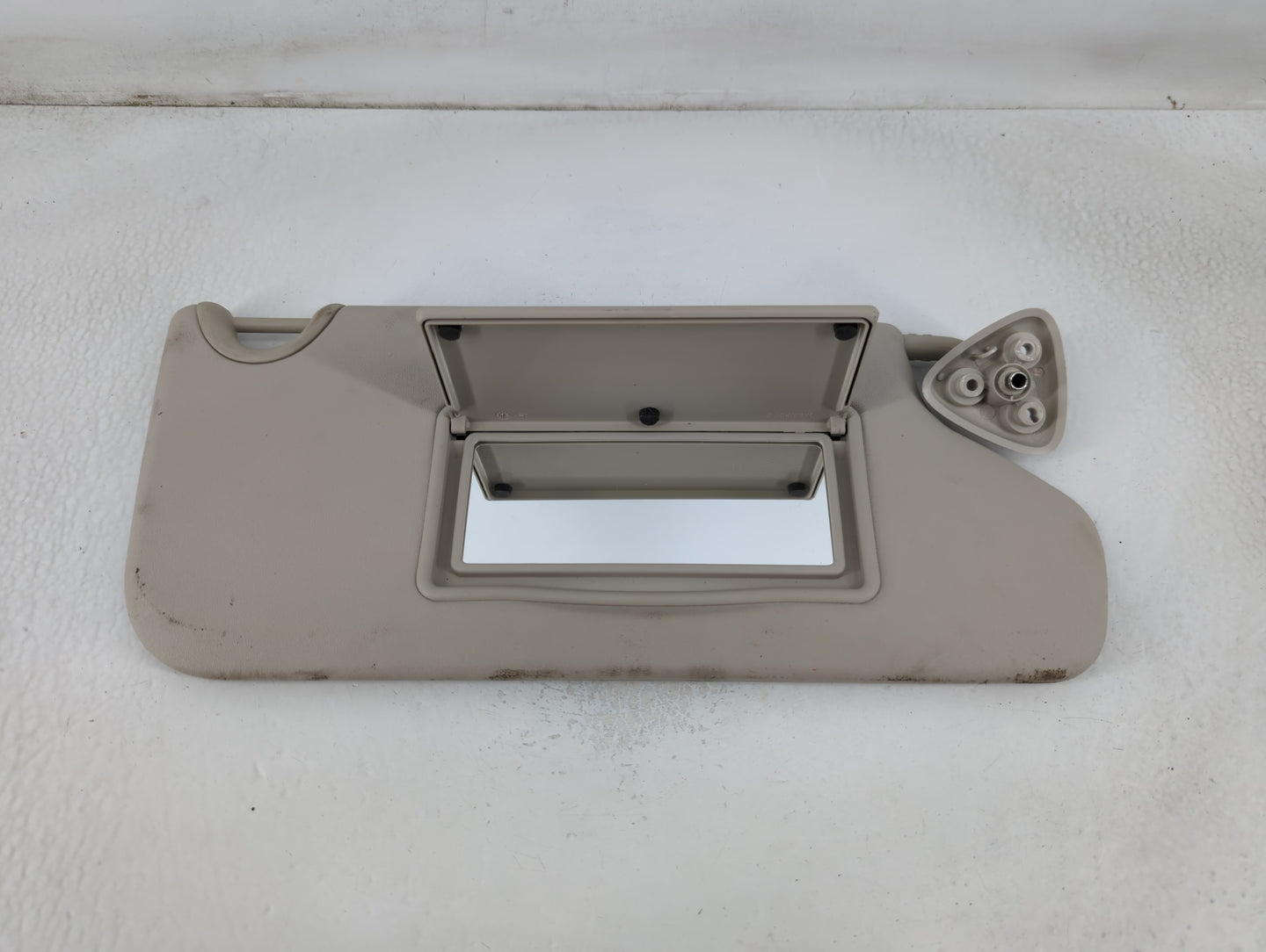 2015 Dodge Journey Sun Visor Shade Replacement Passenger Right Mirror Fits OEM Used Auto Parts - Oemusedautoparts1.com