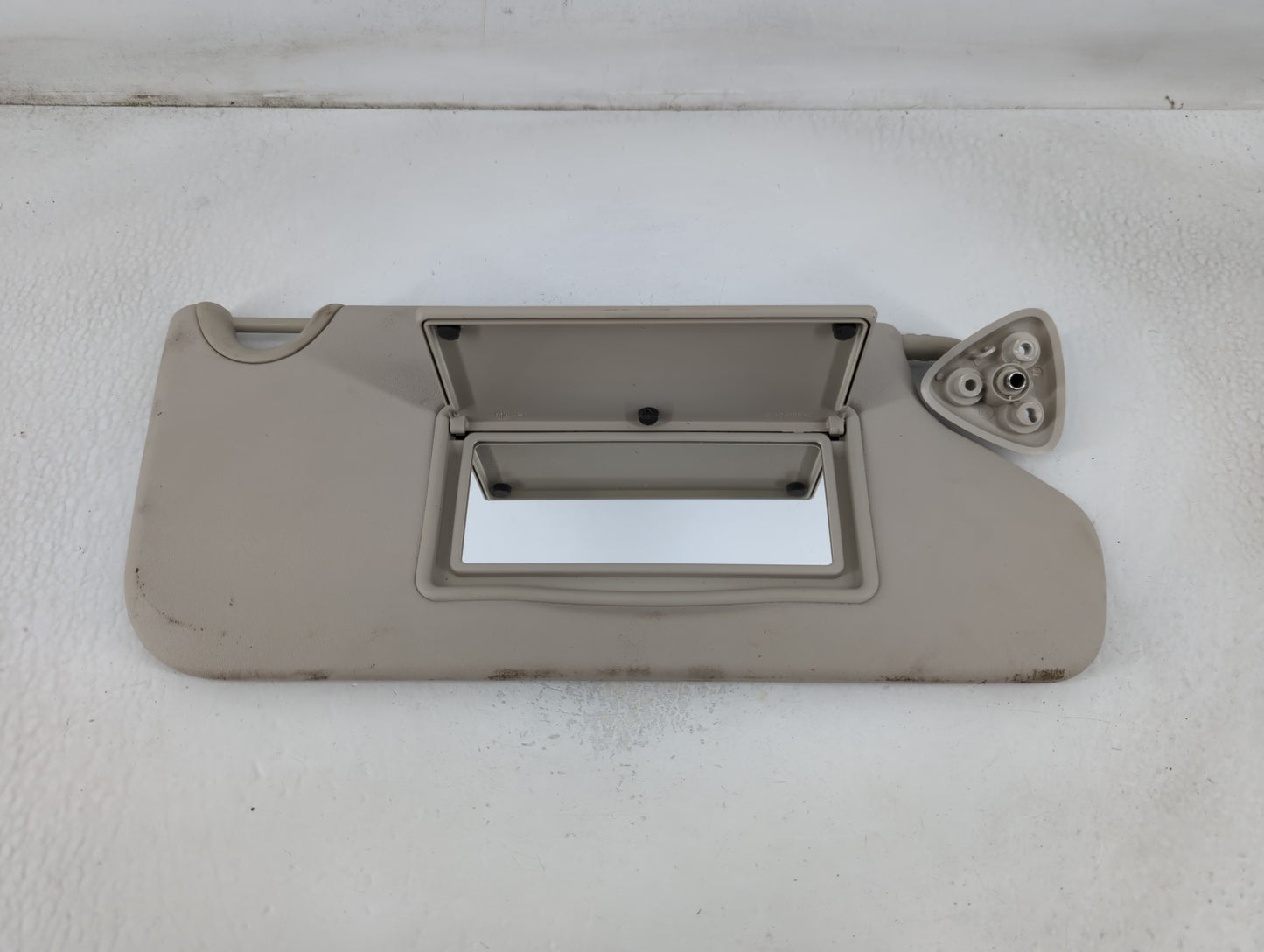 2015 Dodge Journey Sun Visor Shade Replacement Passenger Right Mirror Fits OEM Used Auto Parts - Oemusedautoparts1.com