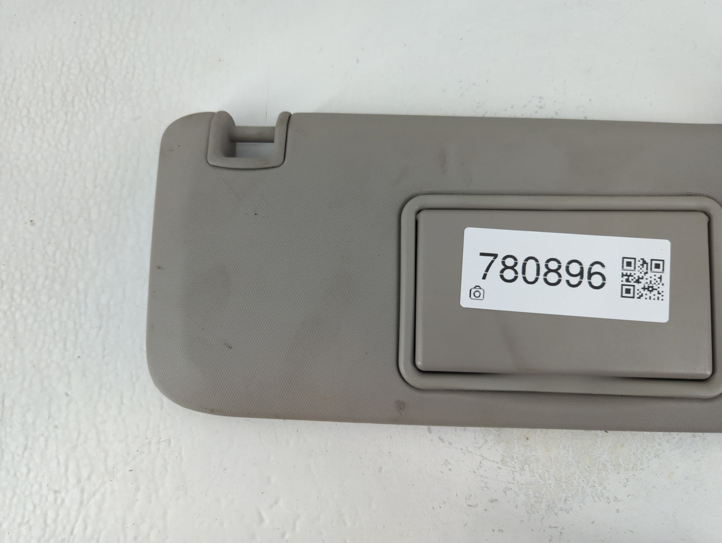 2011-2016 Chevrolet Cruze Sun Visor Shade Replacement Passenger Right Mirror Fits Fits 2011 2012 2013 2014 2015 2016 OEM Used Auto Parts - Oemusedautoparts1.com