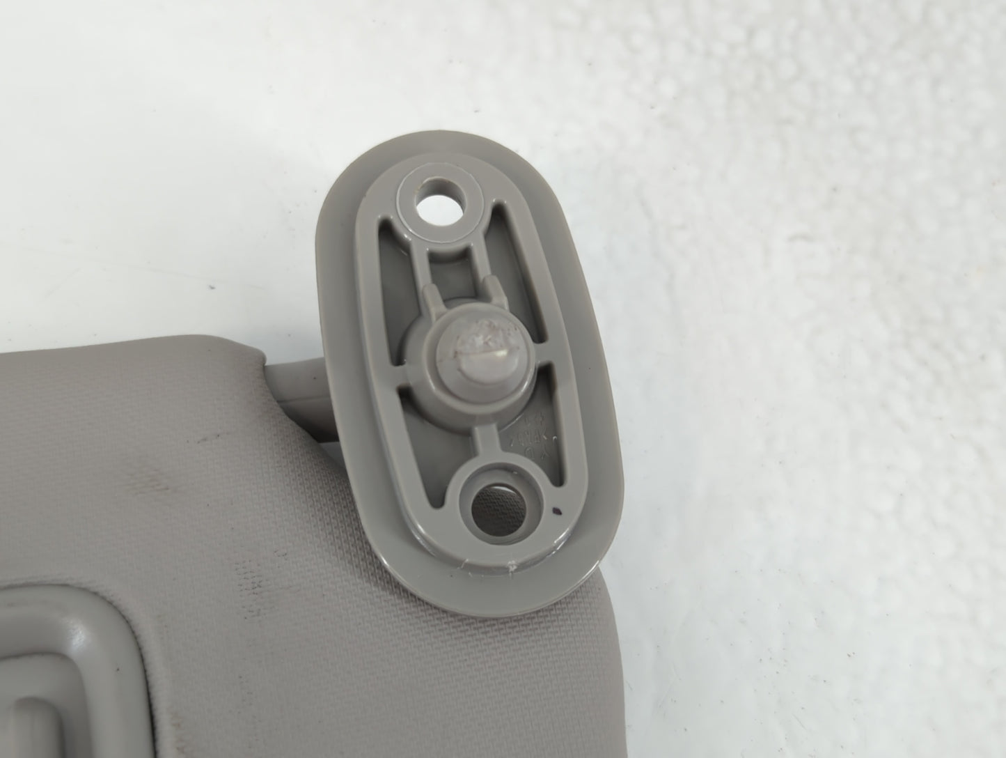 2017-2018 Kia Forte Sun Visor Shade Replacement Passenger Right Mirror Fits Fits 2017 2018 OEM Used Auto Parts - Oemusedautoparts1.com