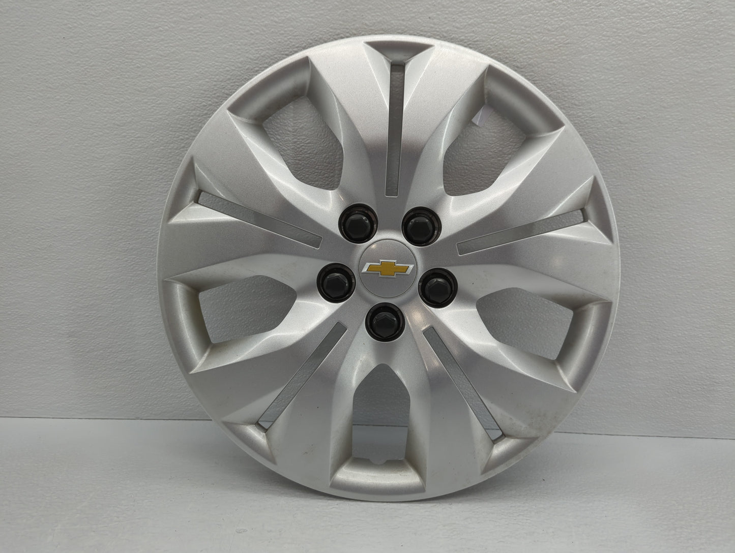 2011-2016 Chevrolet Cruze Driver Front Wheel Hub Oem - Oemusedautoparts1.com