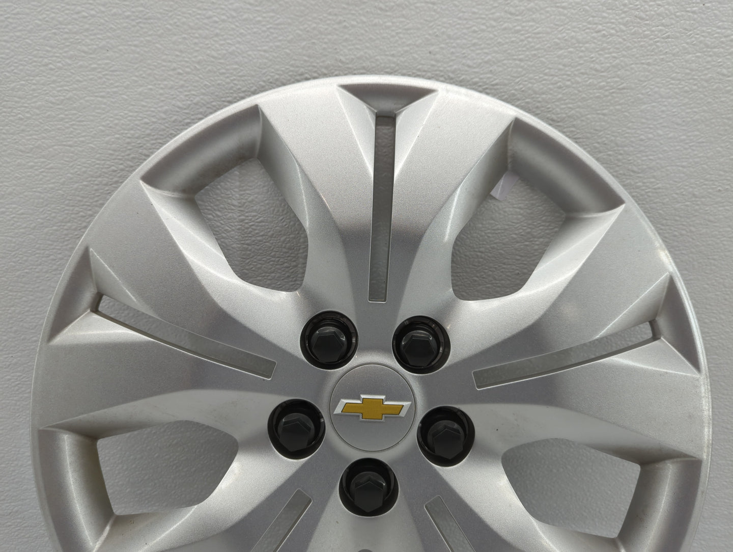2011-2016 Chevrolet Cruze Driver Front Wheel Hub Oem - Oemusedautoparts1.com