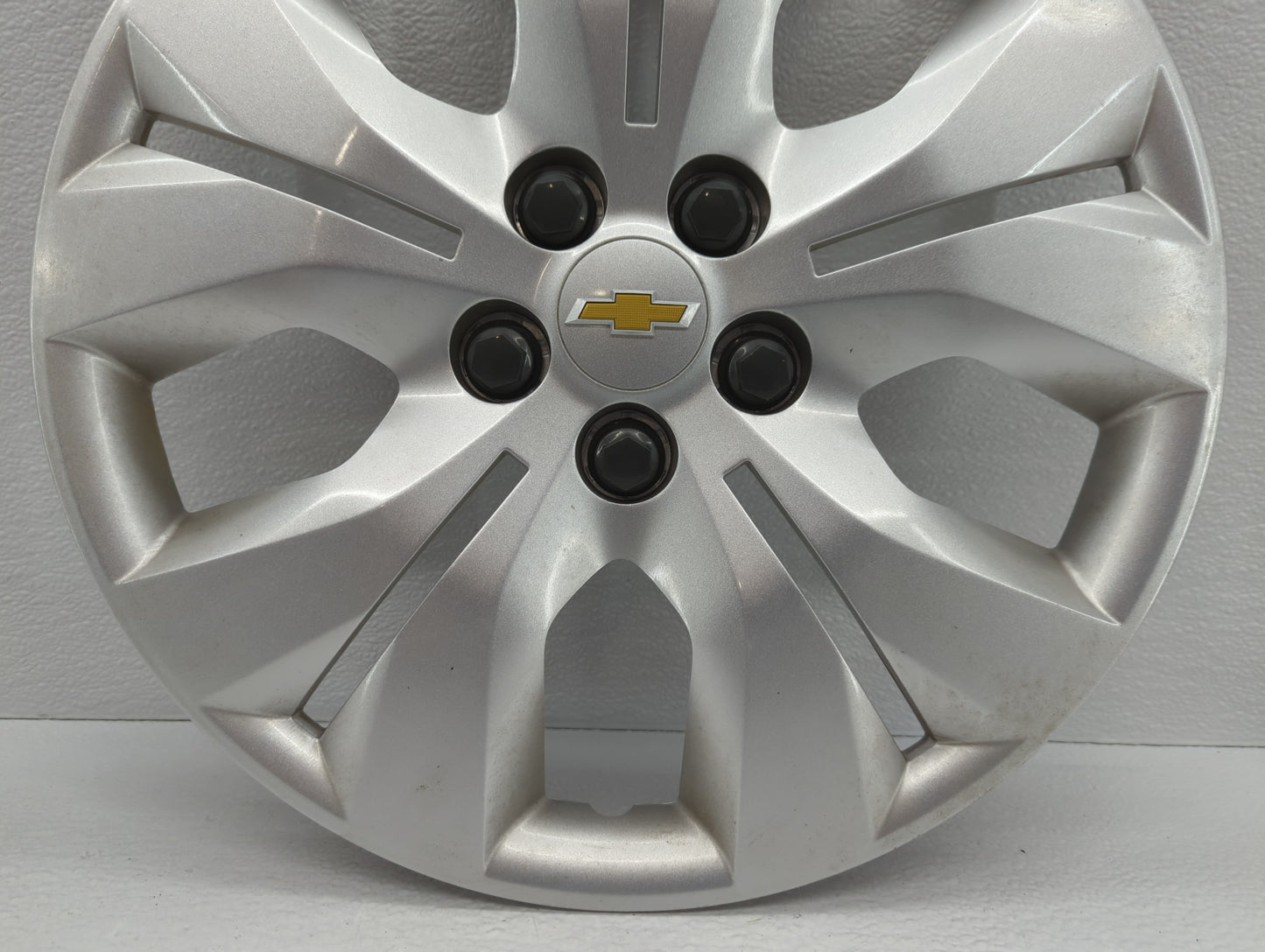 2011-2016 Chevrolet Cruze Driver Front Wheel Hub Oem - Oemusedautoparts1.com