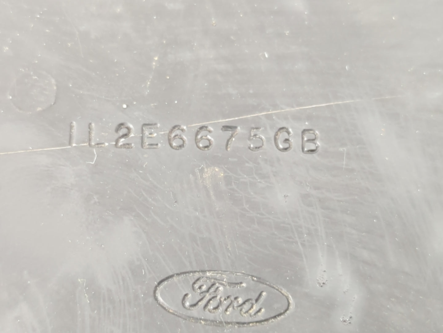 2003-2005 Lincoln Aviator Engine Oil Pan P/N:2E6675GB Fits Fits 2002 2003 2004 2005 OEM Used Auto Parts - Oemusedautoparts1.com