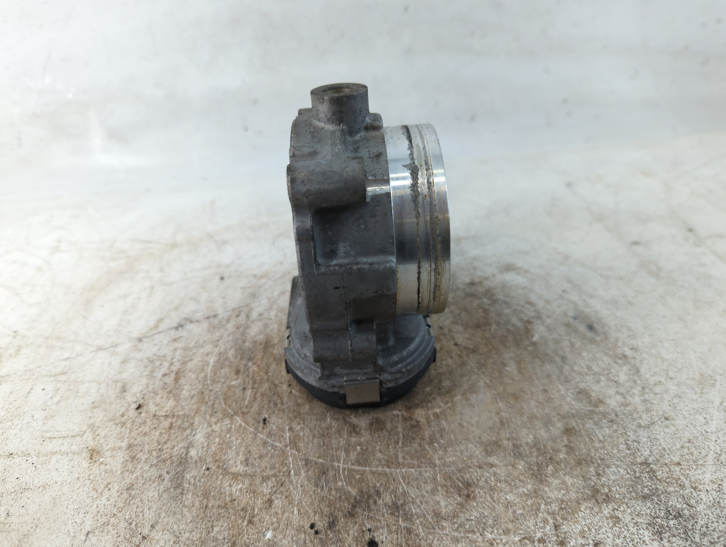 2017-2022 Chrysler Pacifica Throttle Body P/N:05184349AC Fits Fits 2011 2012 2013 2014 2015 2016 2017 2018 2019 2020 2021 2022 OEM Used Auto Parts - Oemusedautoparts1.com