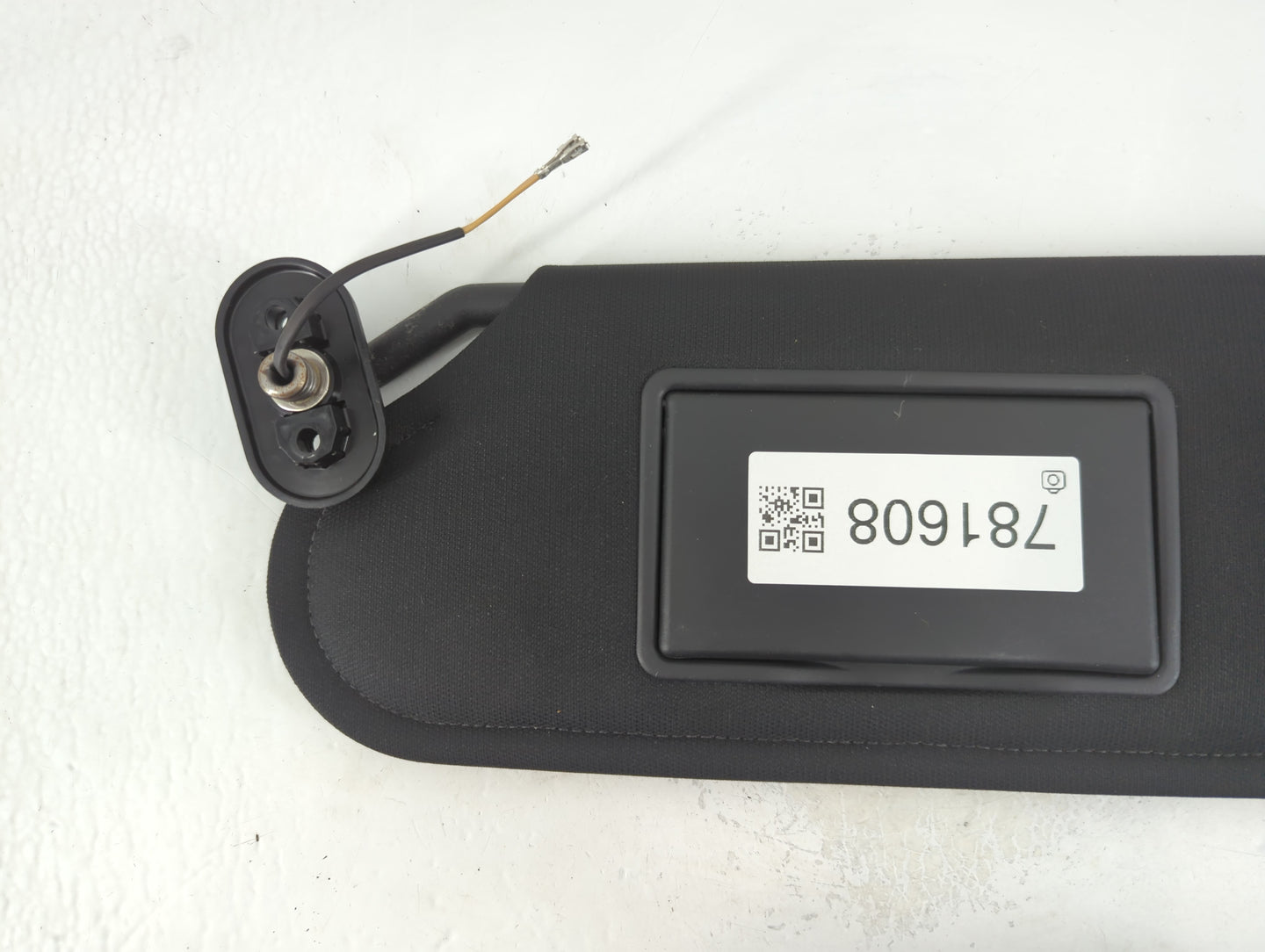 2011-2014 Chrysler 200 Sun Visor Shade Replacement Driver Left Mirror Fits Fits 2011 2012 2013 2014 OEM Used Auto Parts - Oemusedautoparts1.com