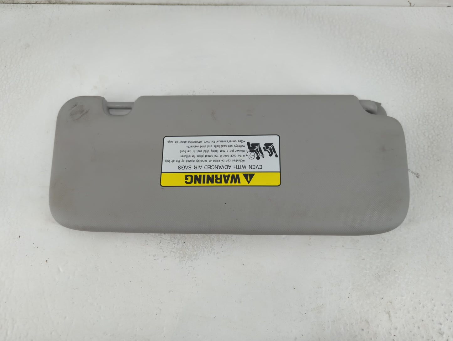 2021-2022 Hyundai Elantra Sun Visor Shade Replacement Driver Left Mirror Fits Fits 2021 2022 OEM Used Auto Parts - Oemusedautoparts1.com